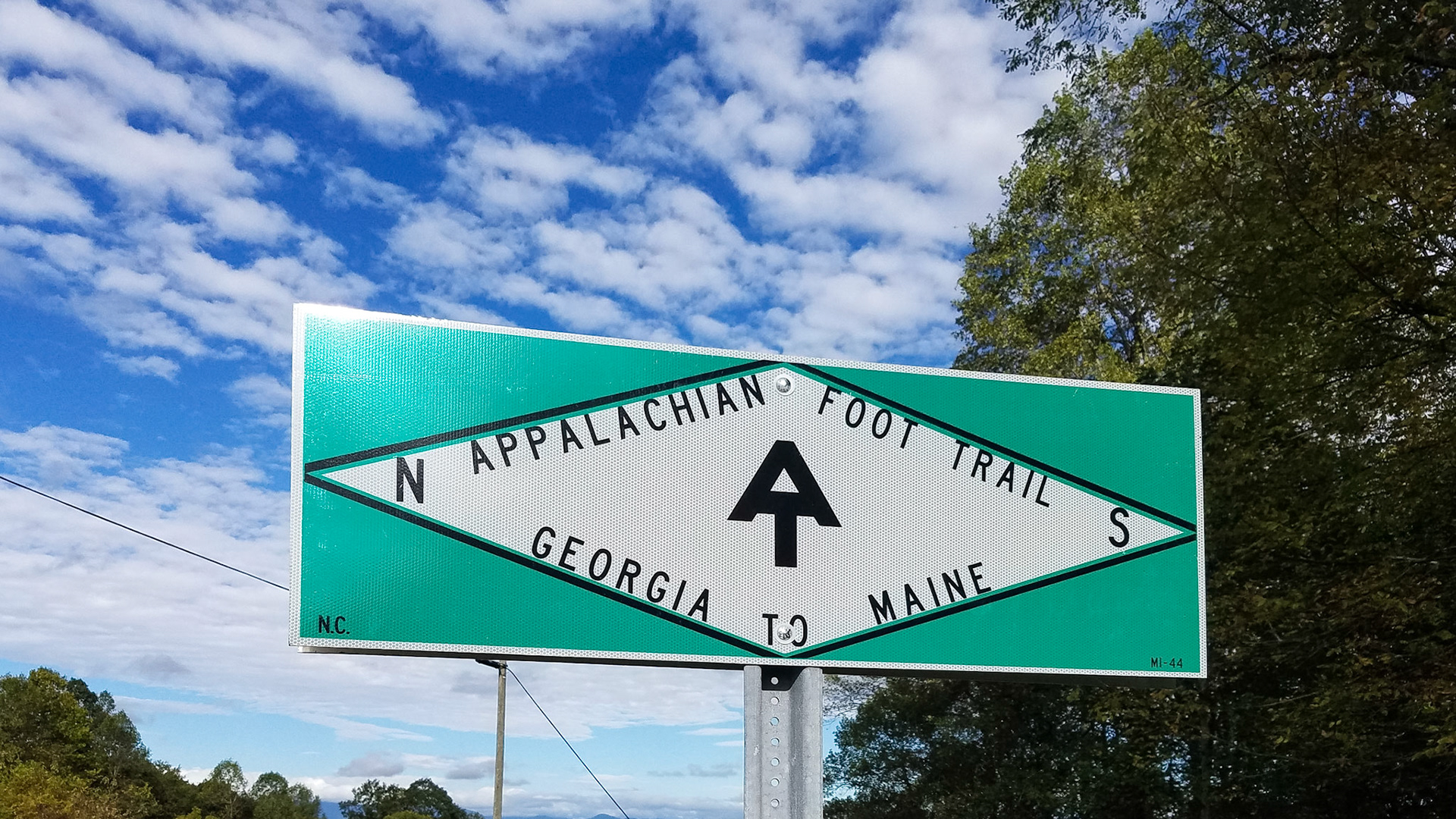 October 6, 2017 Christie was out of town for her forty-fifth high school class reunion.  I went on a drive for photography, just as fall color started to show.  It was a good day for this kind of trip, with good landscapes and a few vintage cars at First Baptist Church in Farragut, followed by the Cherohala Skyway and Fontana Dam.