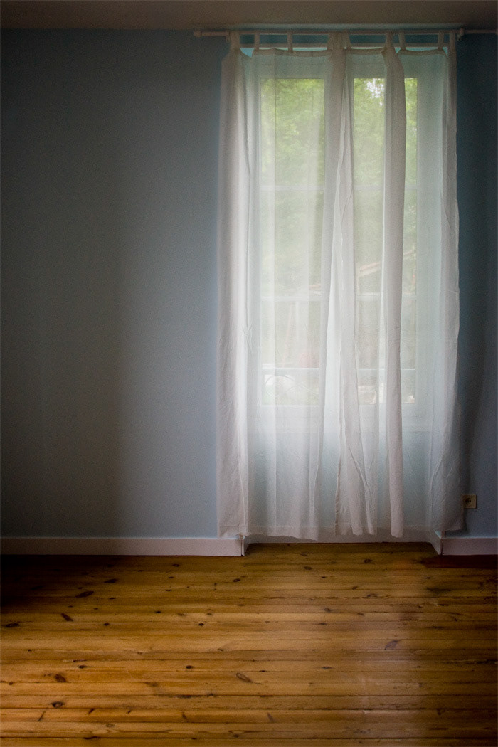 L'autre chambre vide.