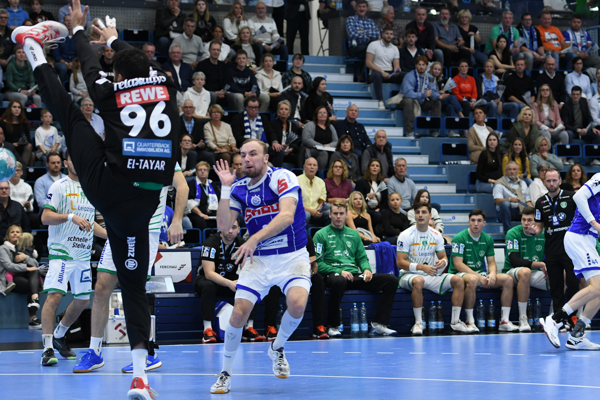 Lukas Blohme #8; Handball Bundesliga; VfL Gummersbach - SCDHFK Leipzig 09.10.2022