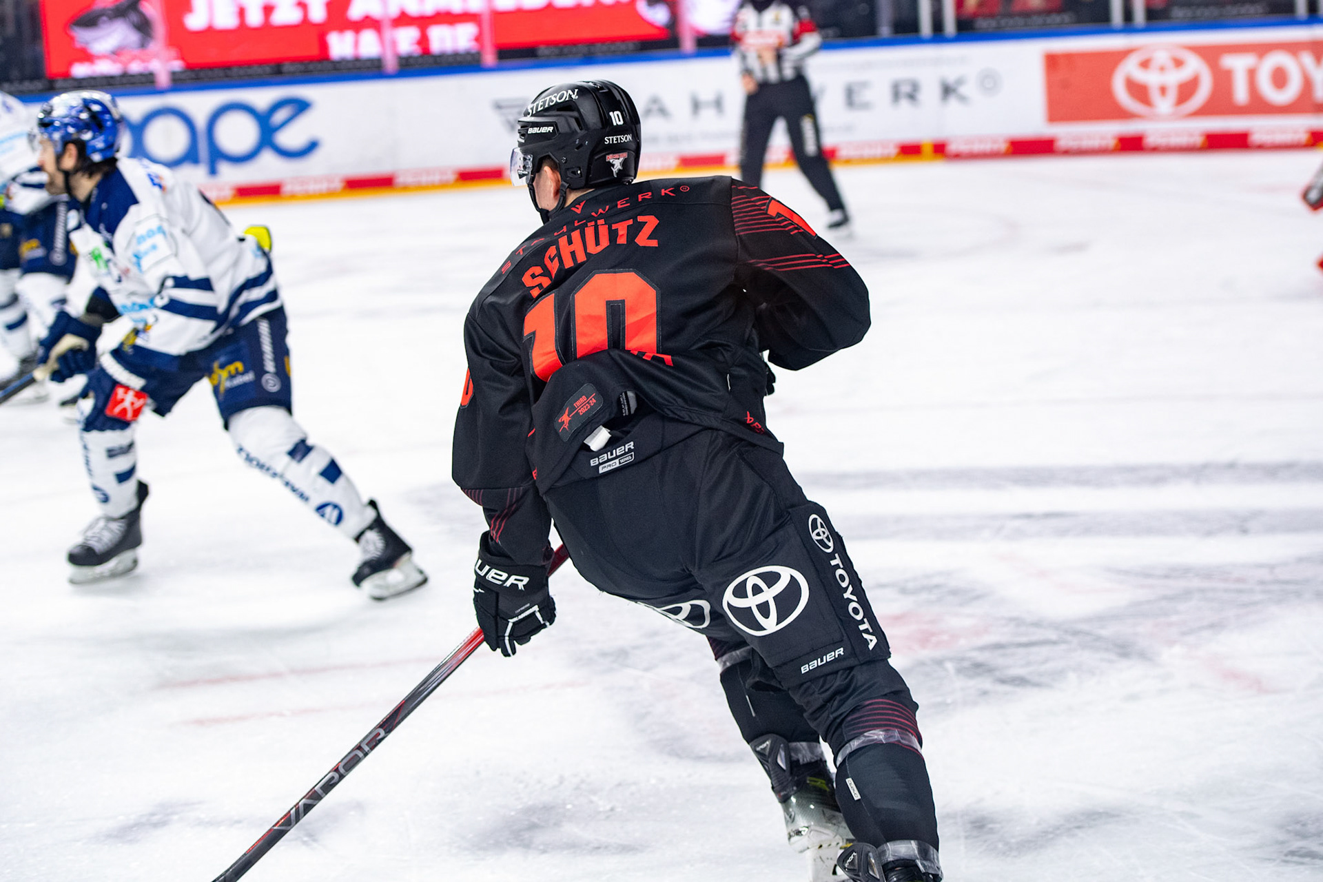 Justin Schuetz; DEL Kölner Haie - Iserlohn Roosters, 02.01.2024