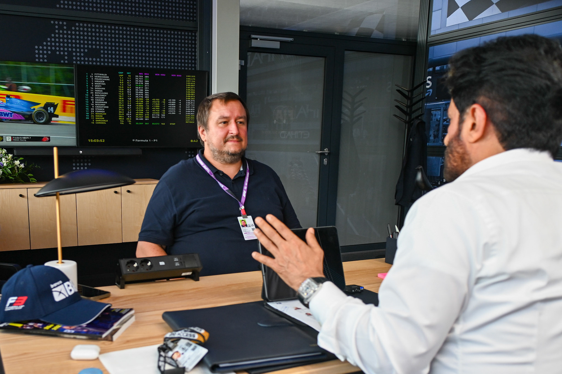 Mohammed bin Sulayem im Interview mit Christian Nimmervoll; Formel 1 GP Spa Francorchamps/ Belgien. Samstag, 29.07.2023