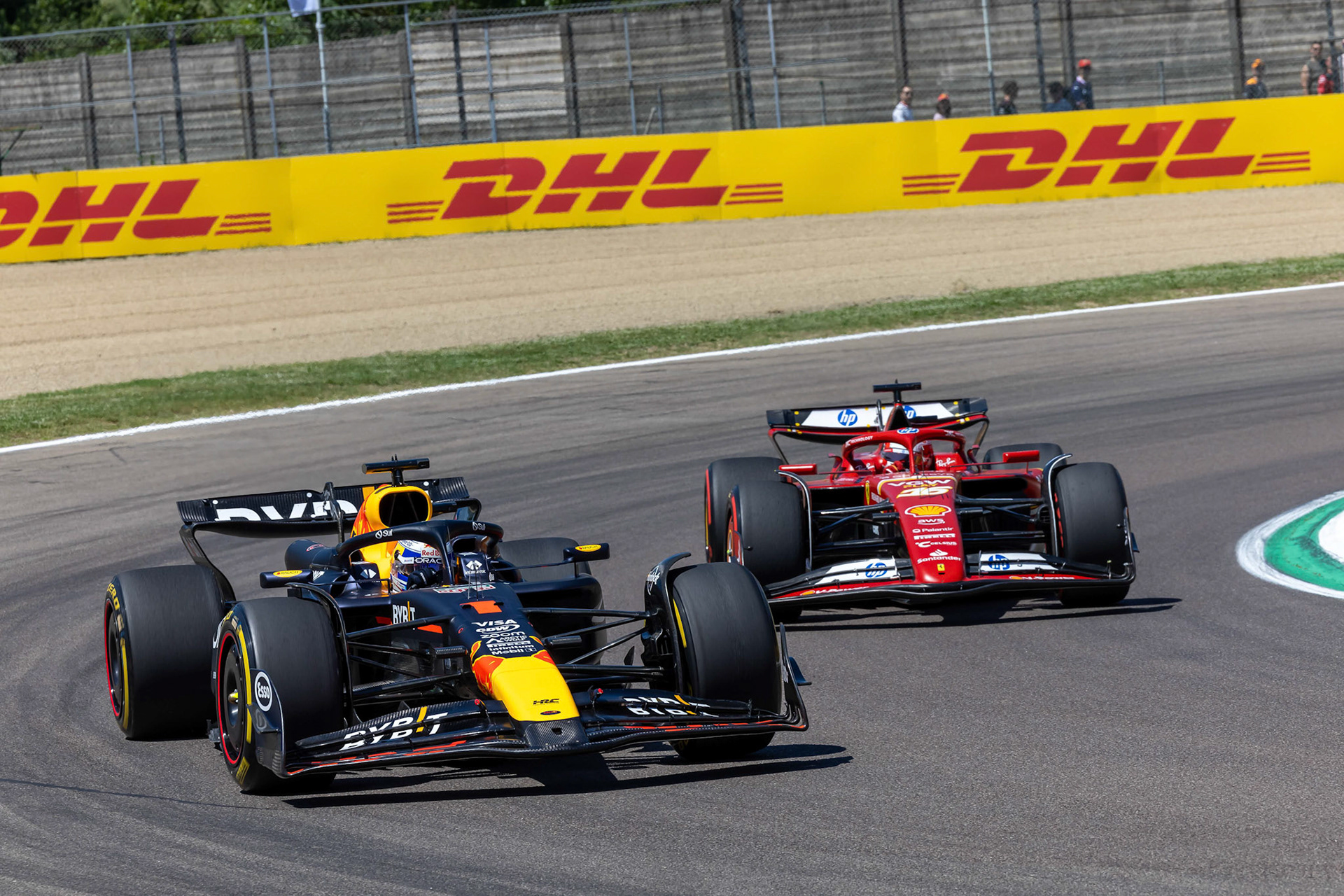 Max Verstappen #1, Oracle Red Bull Racing und Charles Leclerc #16, Scuderia Ferrari; F1 GP Imola / Italien Samstag, 18.05.2024