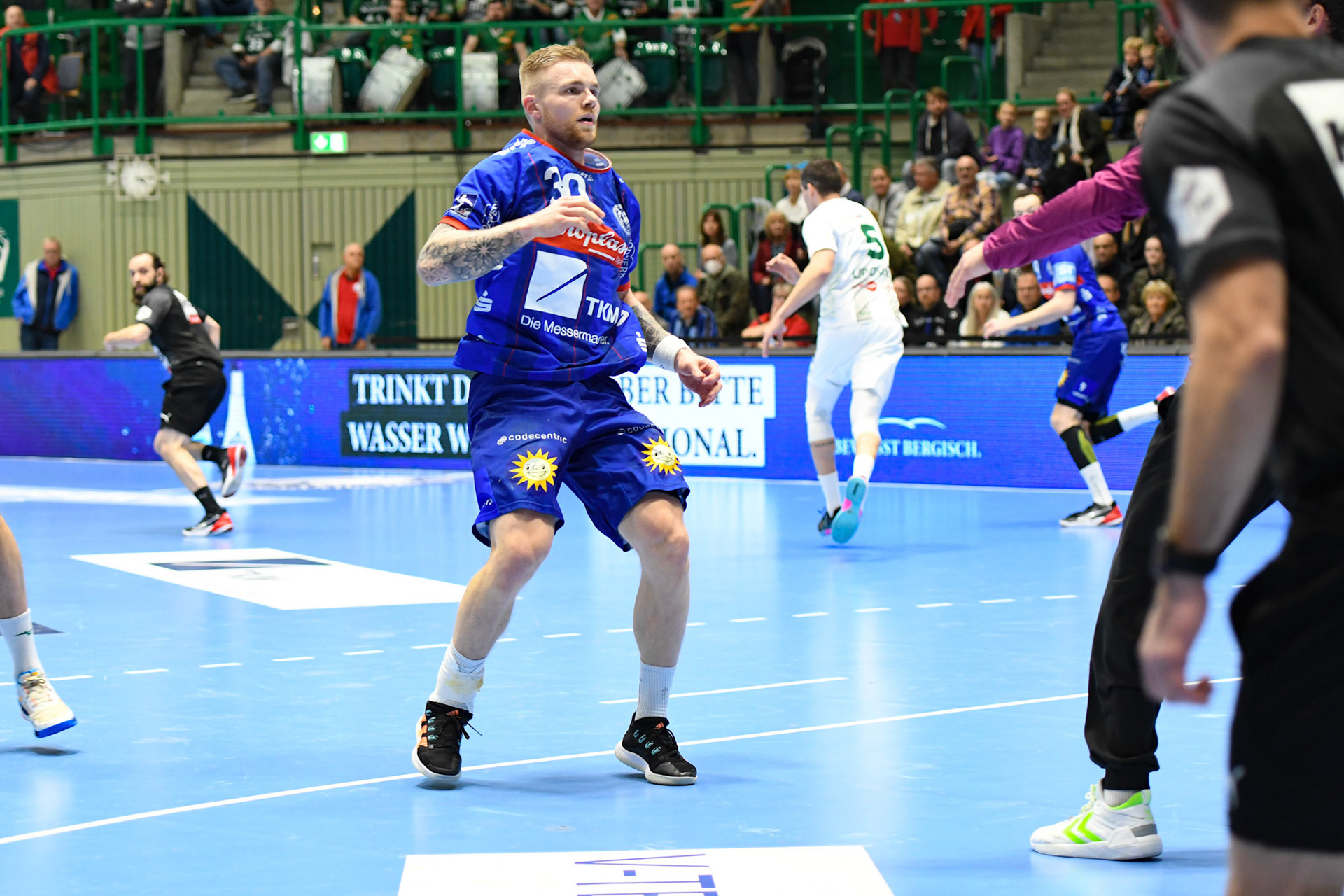 Tom Kare Nikolaisen #30; Handball Bundesliga; BHC 06 - HSG Wetzlar 06.11.2022