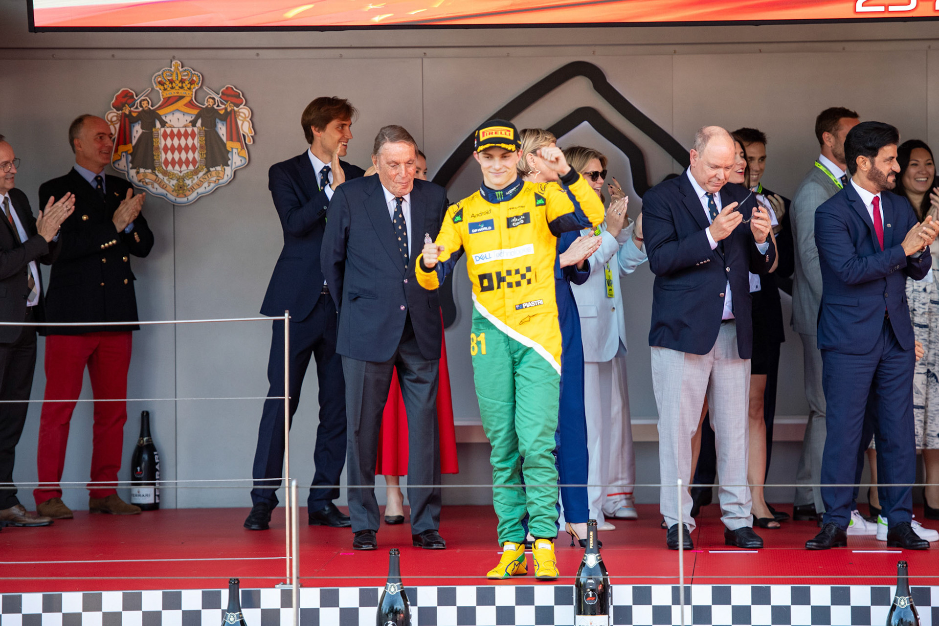 Oscar Piastri #81, McLaren Formula 1 Team auf dem Podium; Formel1 GP Monaco Sonntag, 26.05.2024