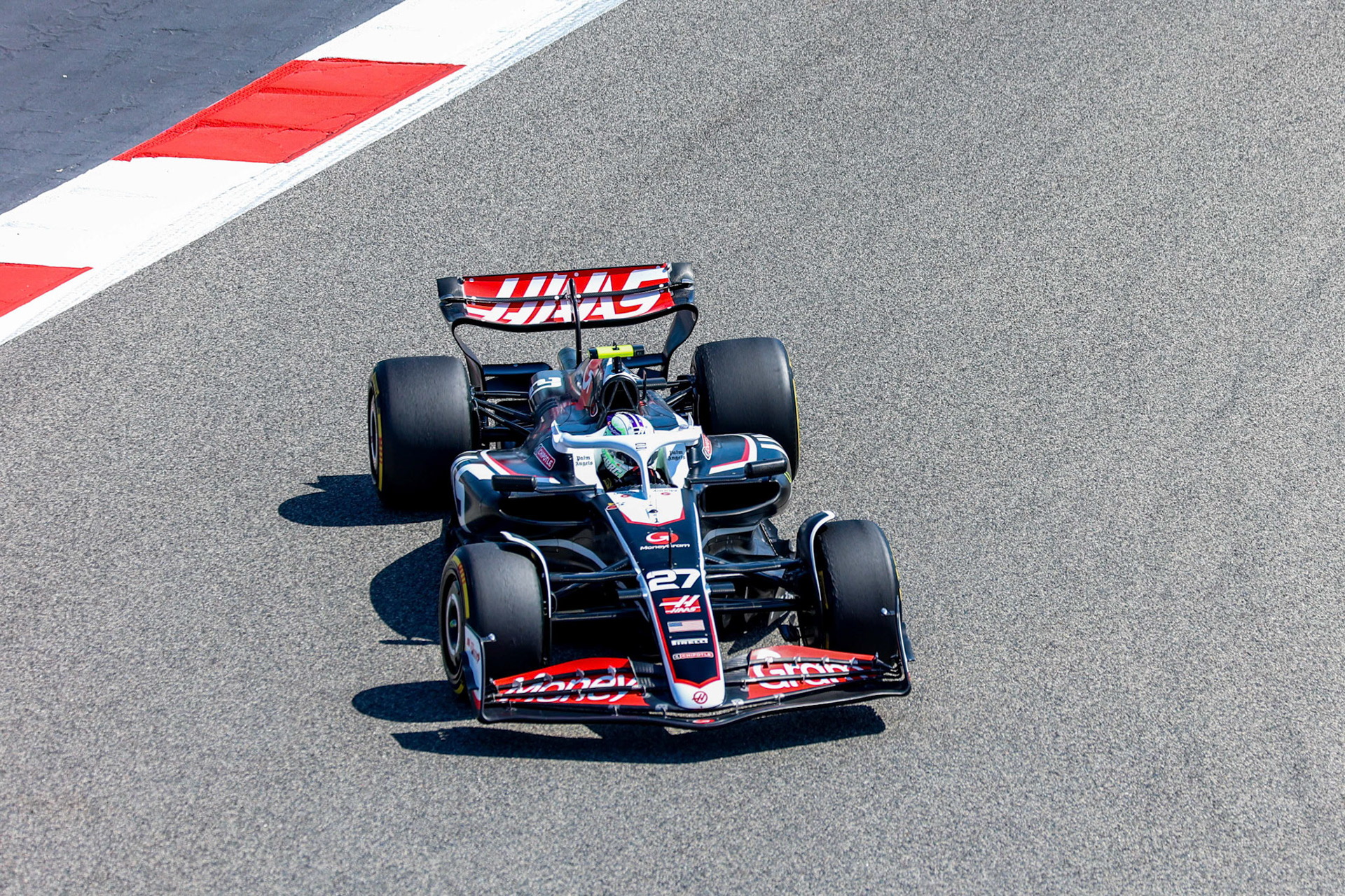 Nico Hülkenberg #27, MoneyGram Haas F1 Team; Formel 1 Pre-Season Tests Bahrain. Donnerstag, 22.02.2024