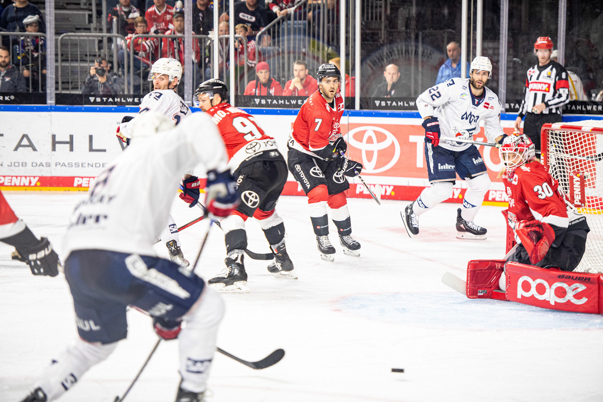 Nicholas Bailen; DEL Kölner Haie - Adler Mannheim, 30.09.2023