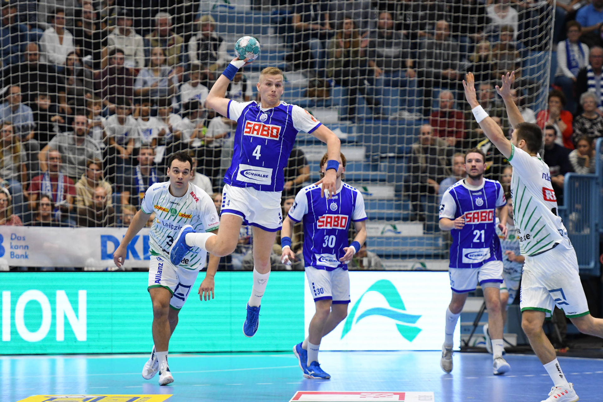 Ellidi Vidarsson #4; Handball Bundesliga; VfL Gummersbach - SCDHFK Leipzig 09.10.2022