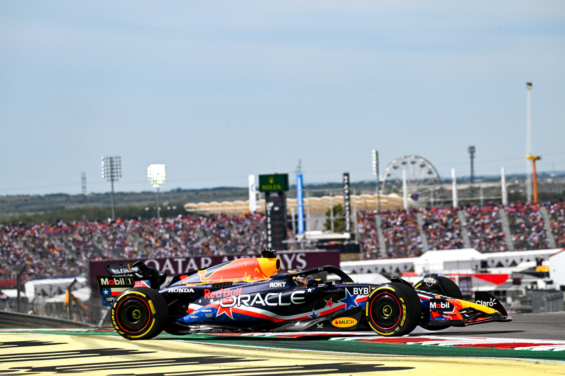 Max Verstappen´s 360 Grad Dreher im Sprint Shootout, (NED) Red Bull Racing;Formel 1 GP USA Austin Texas. Samstag 21.10.2023
