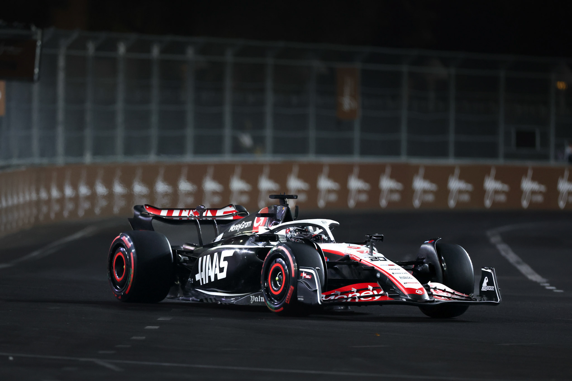 Kevin Magnussen (DEN) Haas F1 Team;Formel 1 GP USA Las Vegas. Samstag 18.11.2023