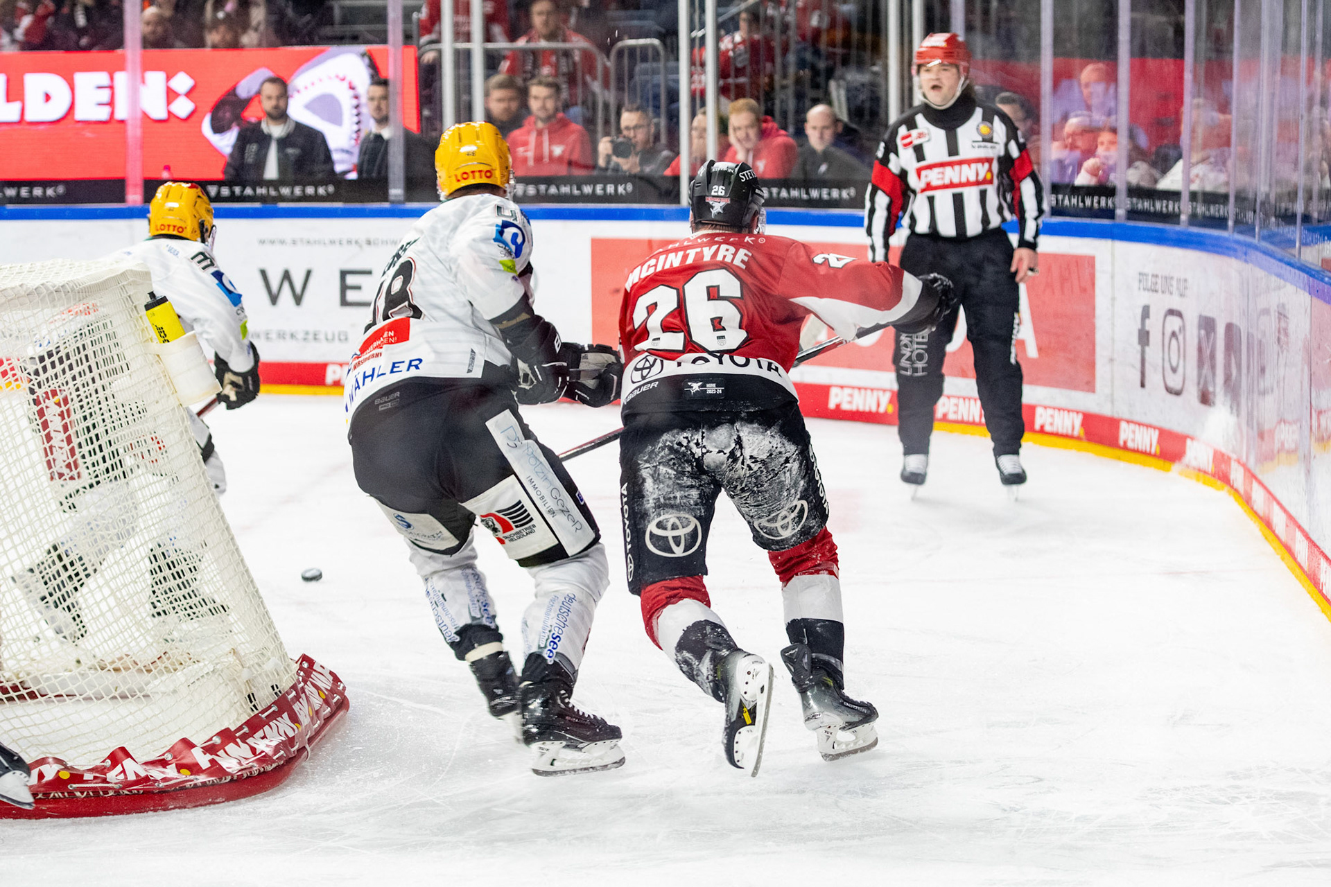 David Mcintyre; DEL Kölner Haie - Fishtown Pinguins Bremerhaven, 30.01.2024