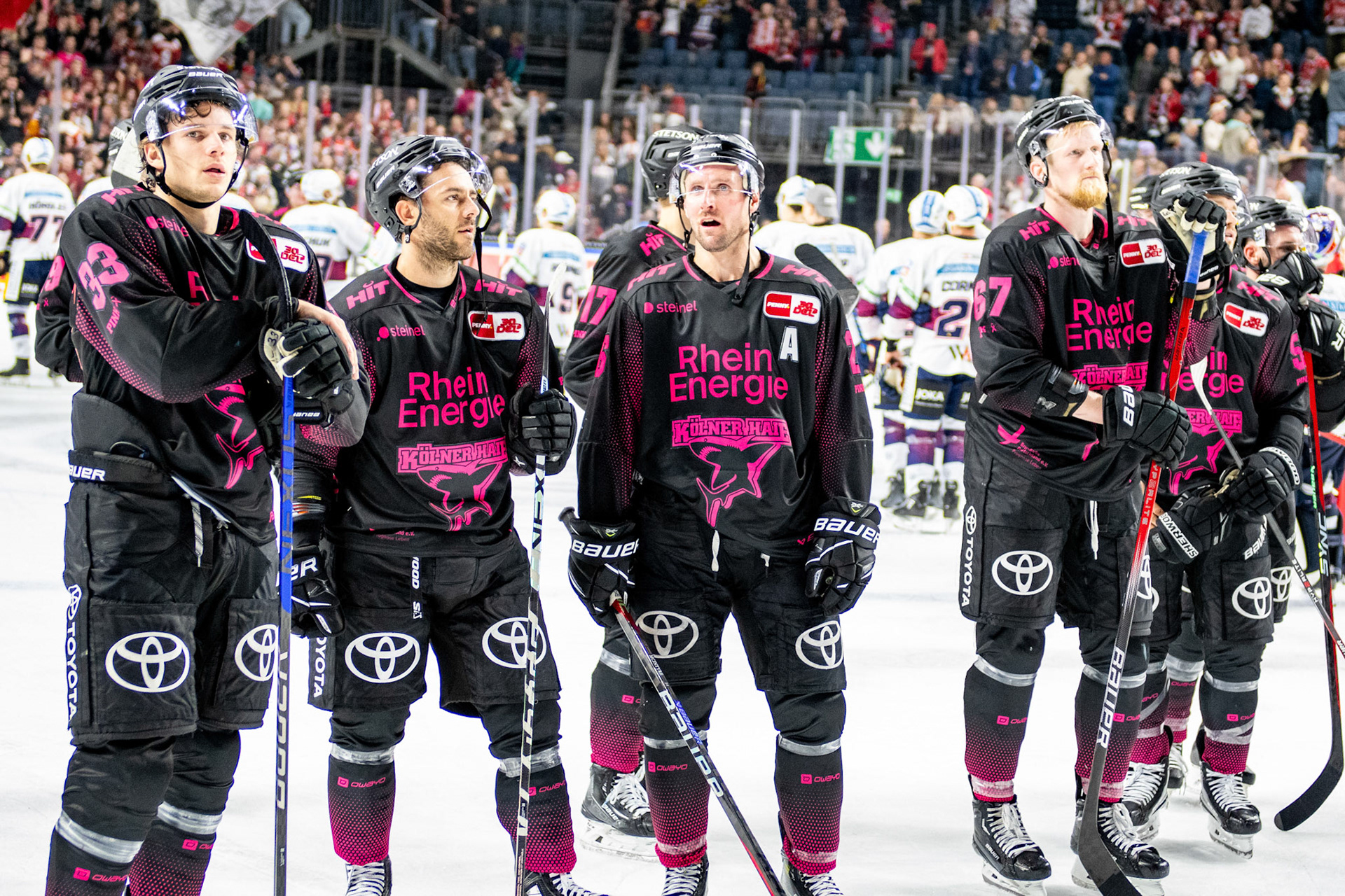 Enttäuschte Koelner Haie; DEL Kölner Haie - Eisbaeren Berlin, 06.10.2023