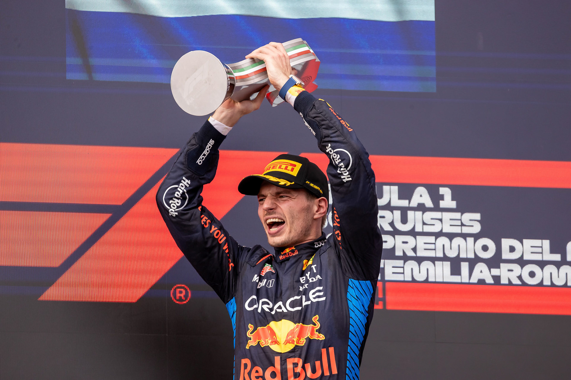 Max Verstappen #1, Oracle Red Bull Racing auf dem Podium.; F1 GP Imola / Italien Sonntag, 19.05.2024