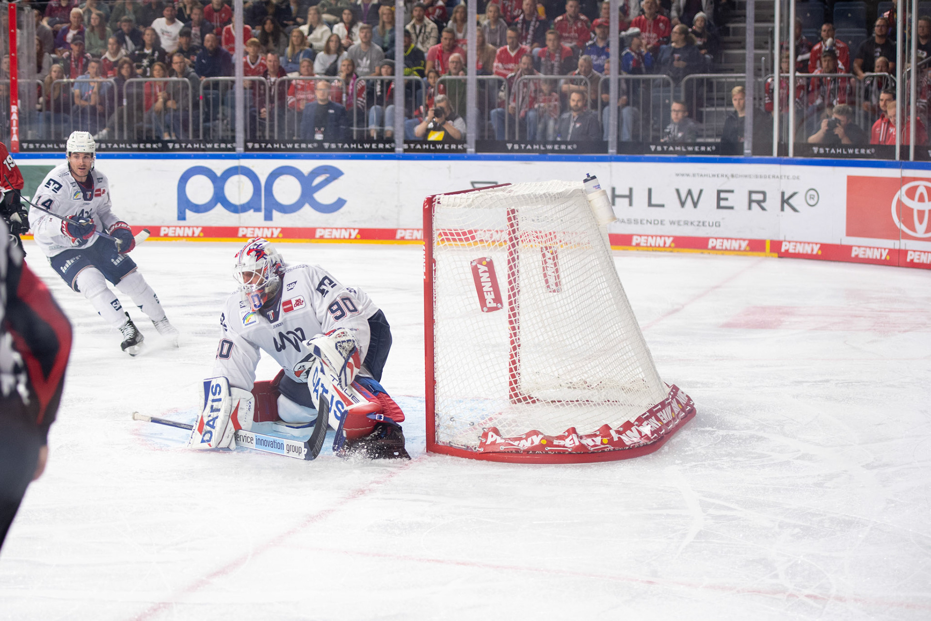 Felix Brueckmann; DEL Kölner Haie - Adler Mannheim, 30.09.2023