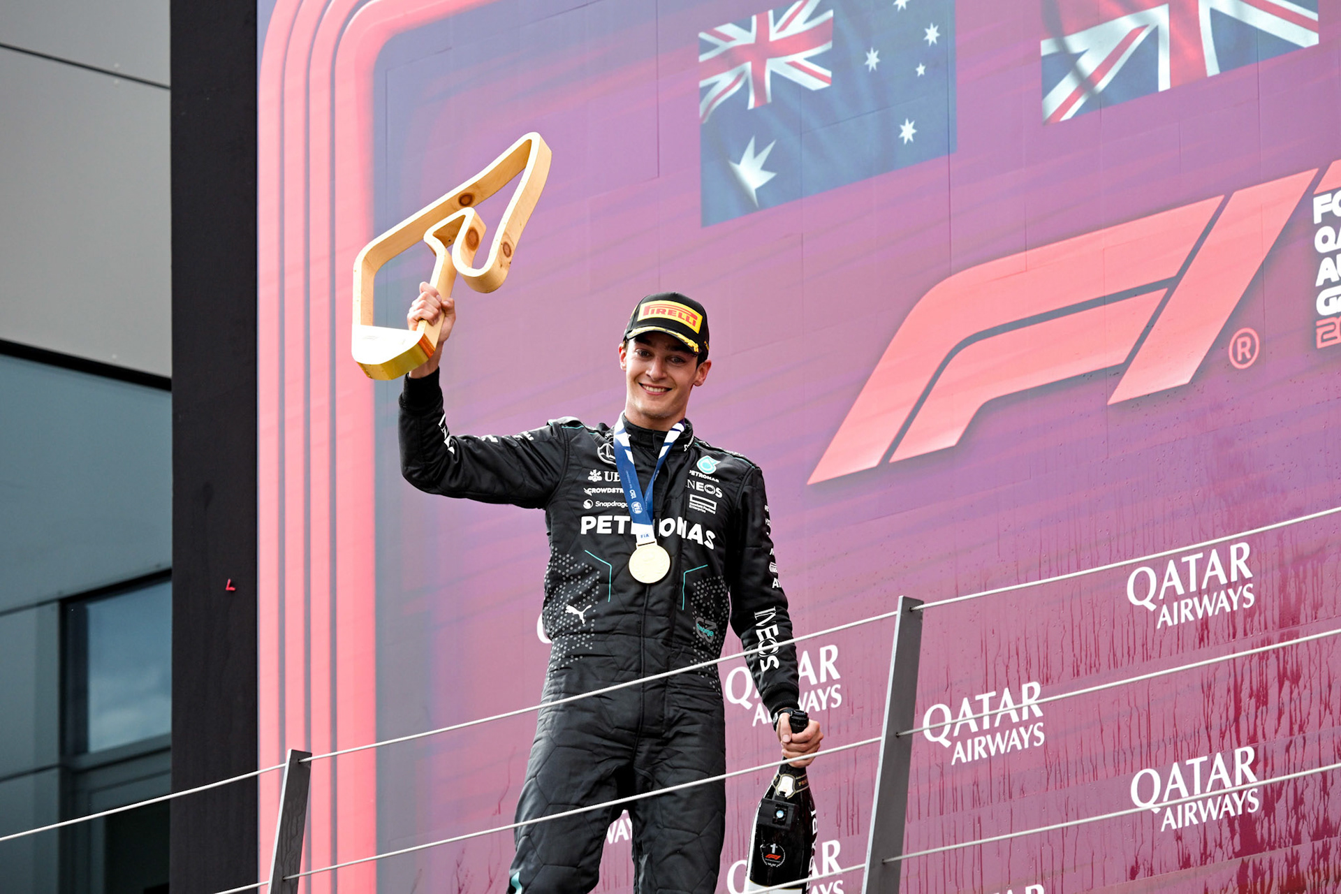 George Russell #63, Mercedes-AMG Petronas F1 Team auf dem Podium.;Formel 1 GP Austria / Österreich. Sonntag, 30.06.2024