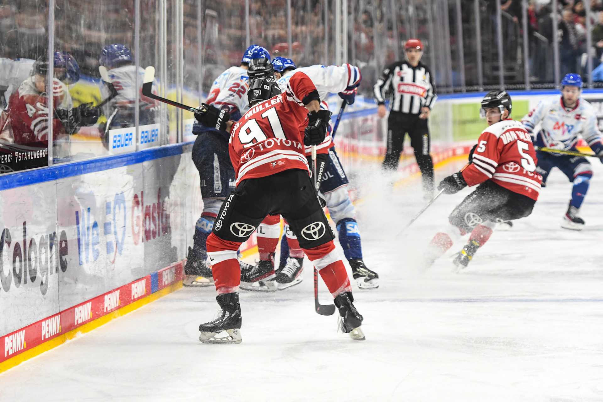 Matthias Plachta; DEL Kölner Haie - Adler Mannheim, 17.03.2023