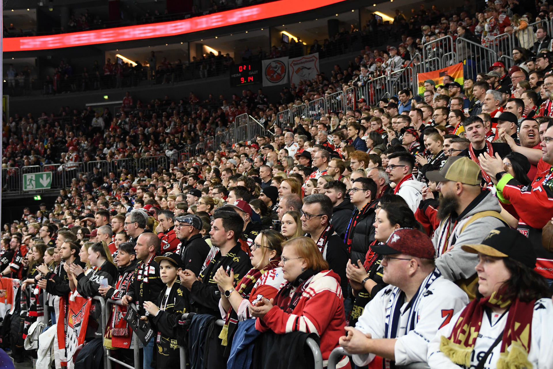 Fans; DEL Kölner Haie - Adler Mannheim, 17.03.2023