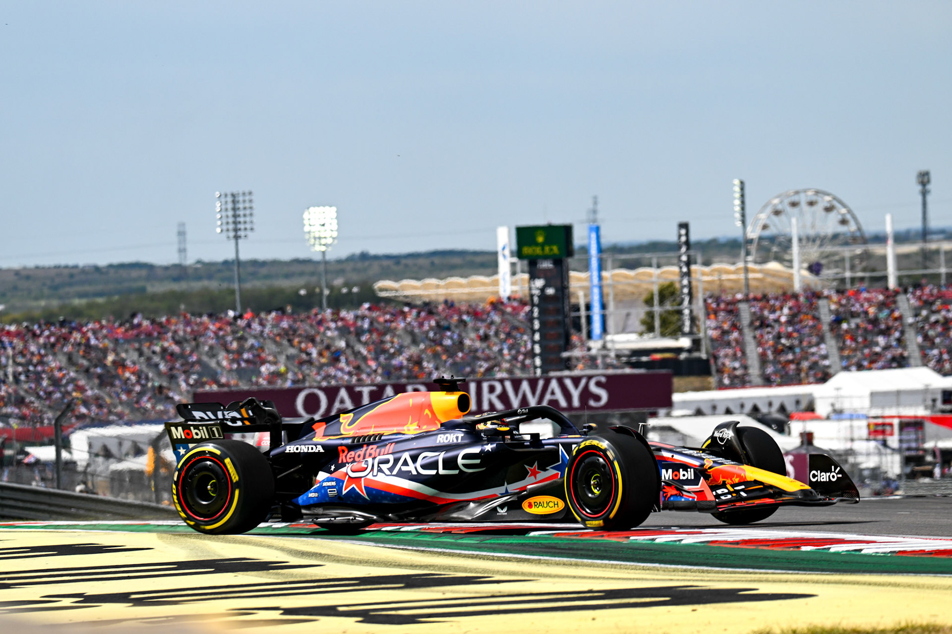 Max Verstappen´s 360 Grad Dreher im Sprint Shootout, (NED) Red Bull Racing;Formel 1 GP USA Austin Texas. Samstag 21.10.2023