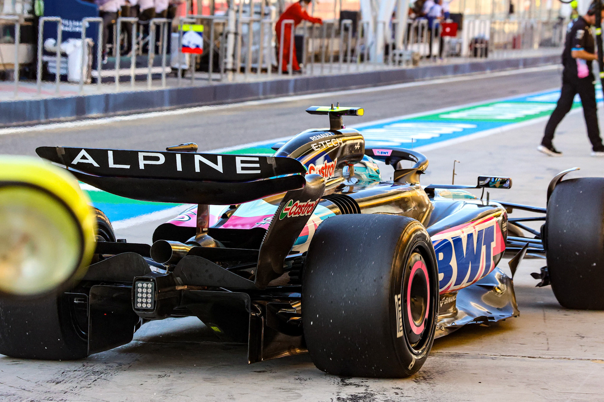 Pierre Gasly #10, BWT Alpine F1 Team; Formel 1 Pre-Season Tests Bahrain. Mittwoch, 21.02.2024
