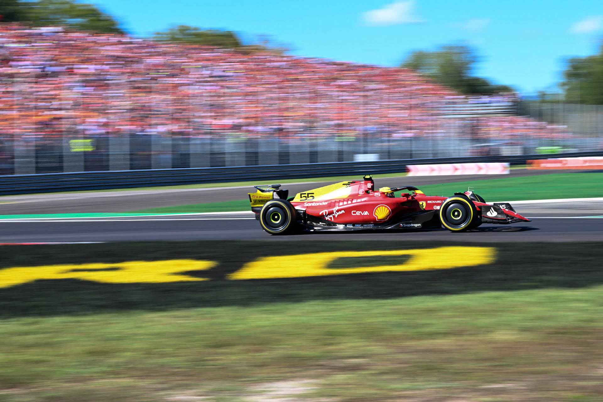 Carlos Sainz (ESP) Scuderia Ferrari; Formel 1 GP Italien Monza, Sonntag, 11.09.2022