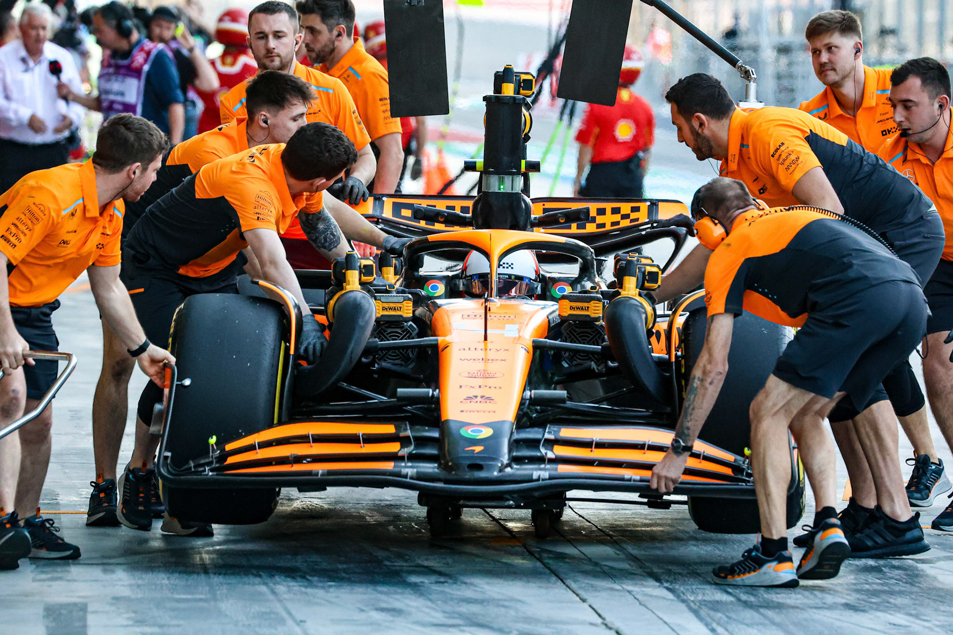 Lando Norris #4, McLaren Formula 1 Team; Formel 1 Pre-Season Tests Bahrain. Mittwoch, 21.02.2024