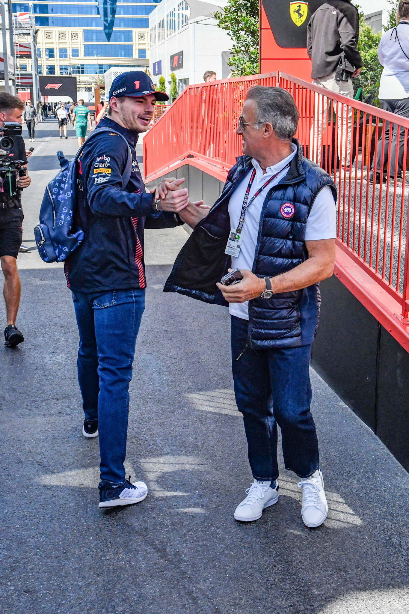 Max Verstappen und Jean Alesi; Formel 1 GP Baku Azerbaijan. Samstag 29.04.2023