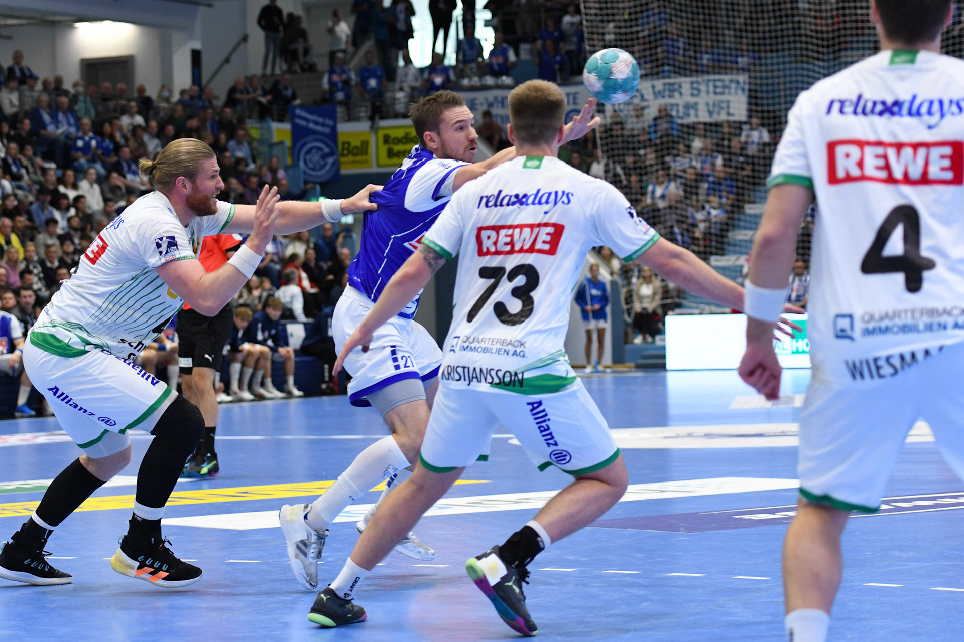 Viggó Kristjansson #73;  Handball Bundesliga; VfL Gummersbach - SCDHFK Leipzig 09.10.2022