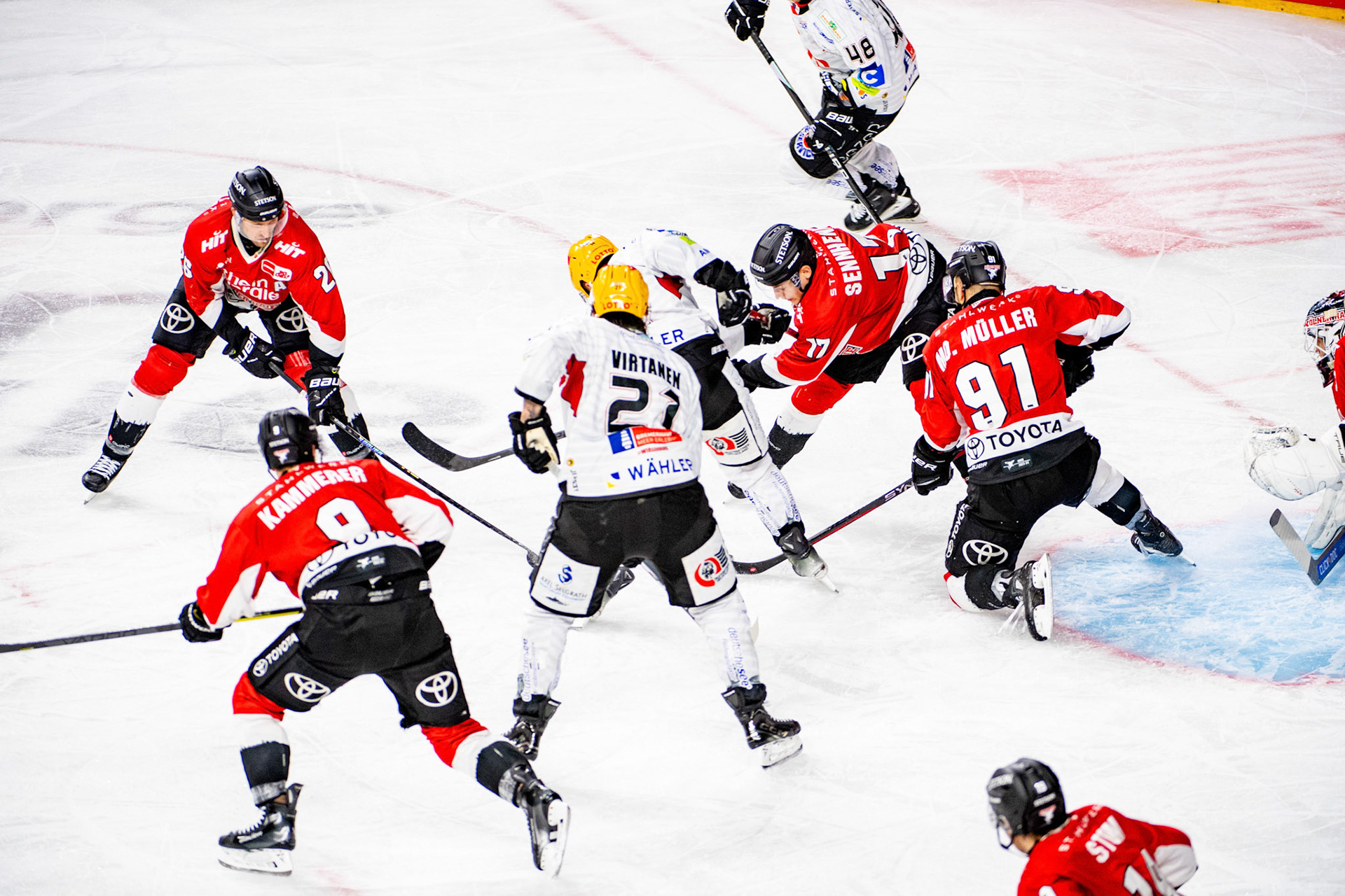 Jake Virtanen, Moritz Mueller, Maximilian Kammerer, David Mcintyre; DEL Kölner Haie - Fishtown Pinguins Bremerhaven, 30.01.2024