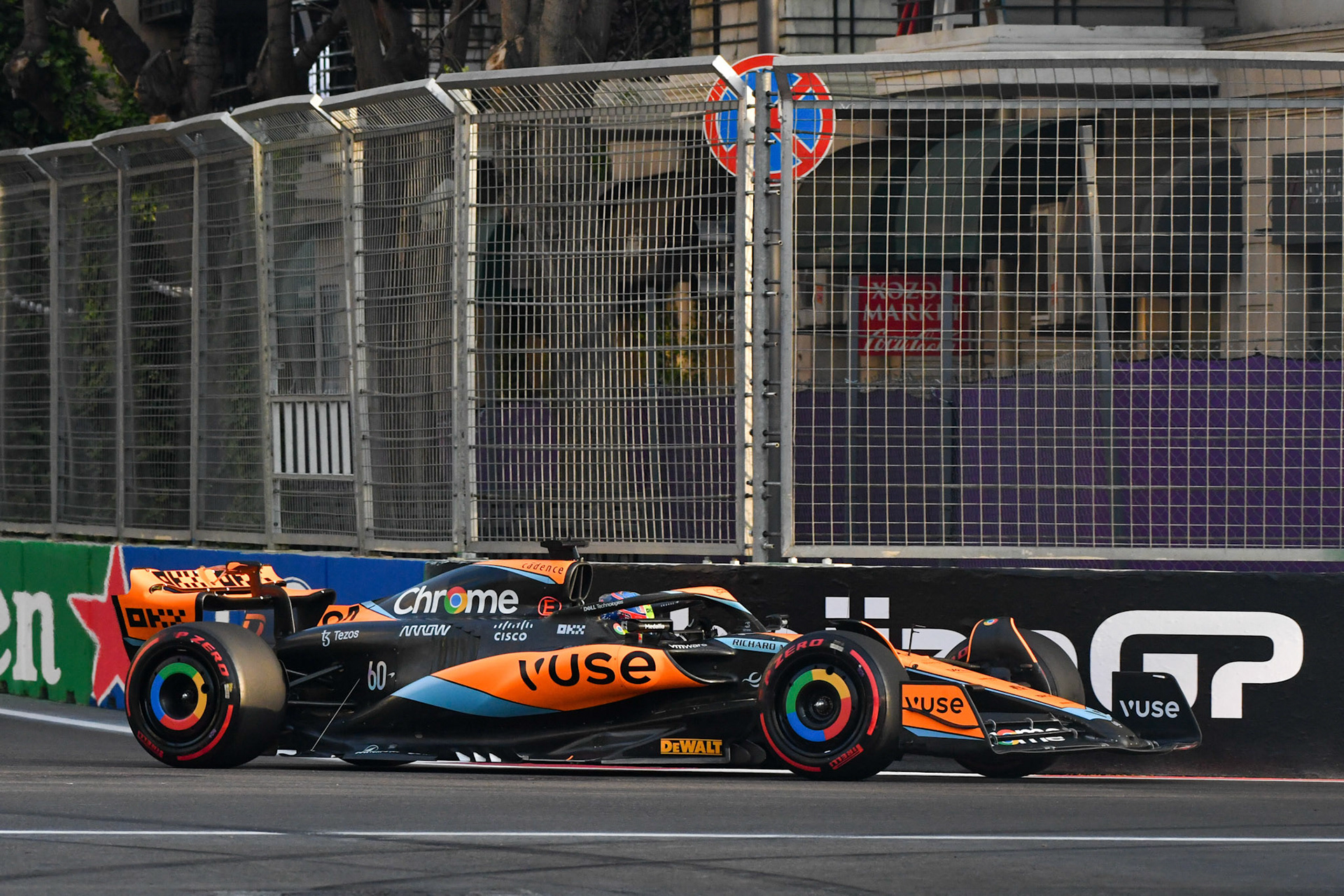 Oscar Piastri (AUS) McLaren F1; Formel 1 GP Baku Azerbaijan. Freitag 28.04.2023