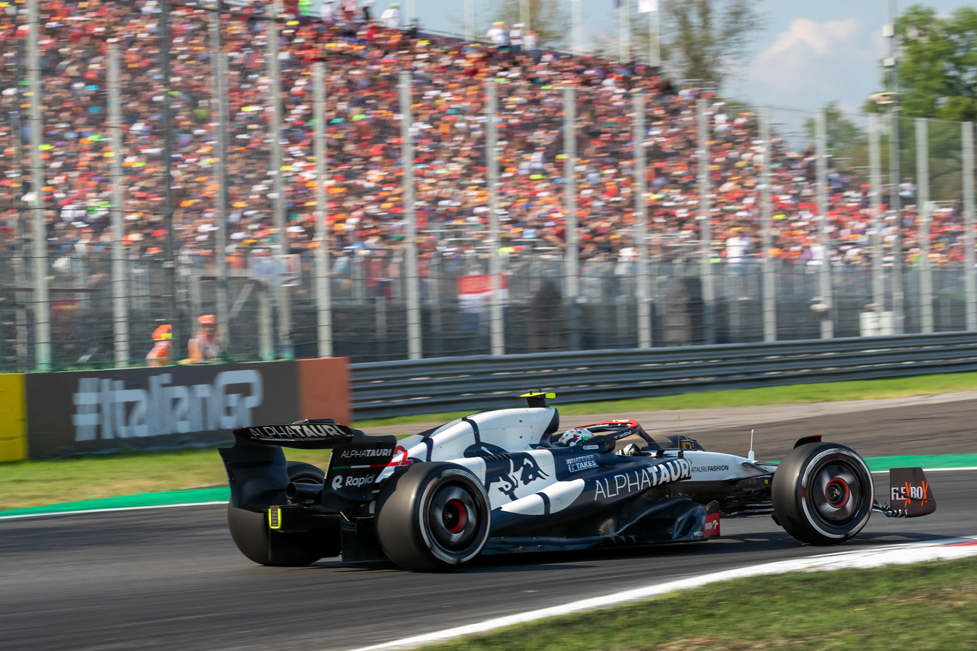 Yuki Tsunoda (JPN) Scuderia Alpha Tauri;Formel 1 GP Italien / Monza. Samstag, 02.09.2023