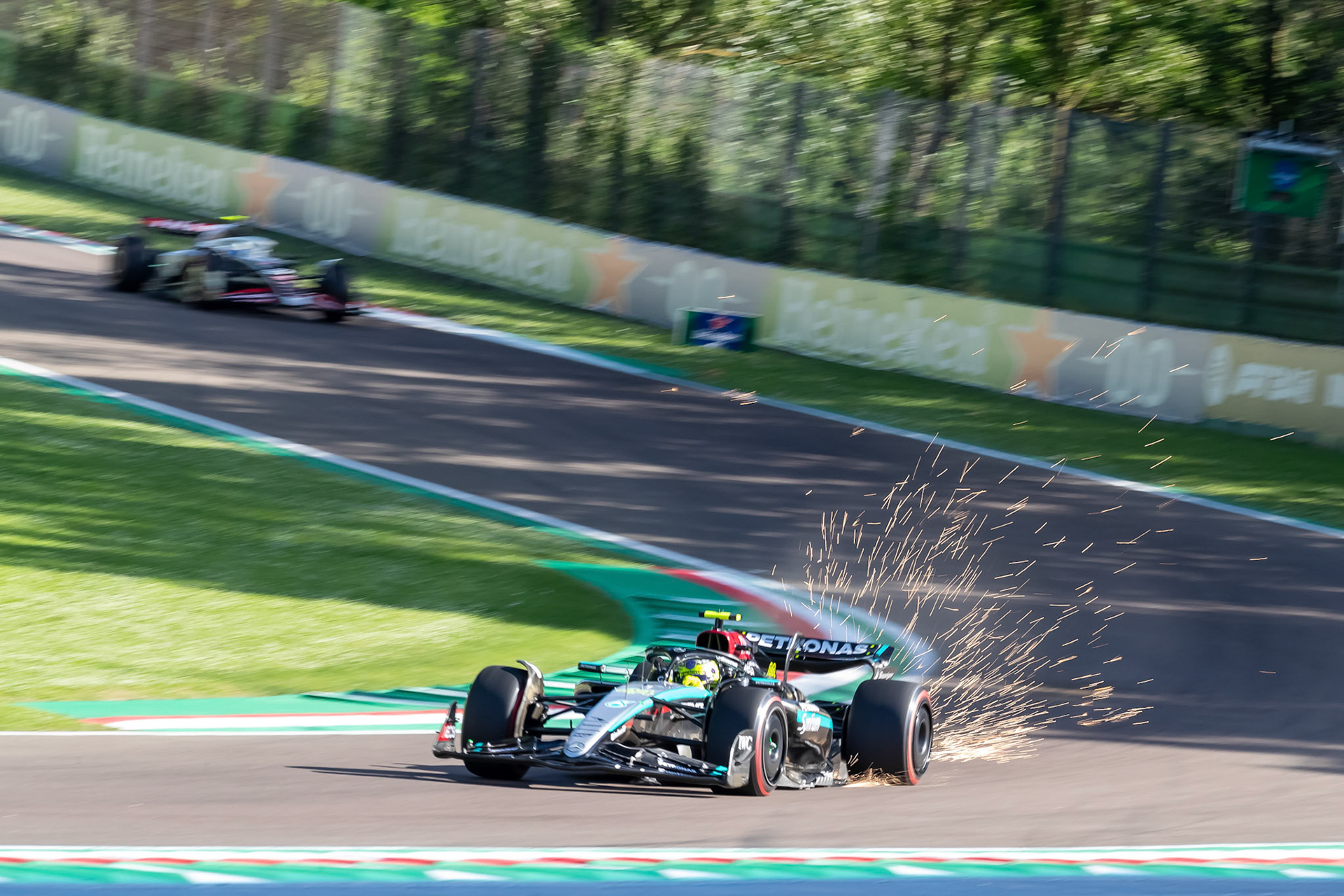 Lewis Hamilton #44, Mercedes-AMG Petronas F1 Team; F1 GP Imola / Italien Freitag, 17.05.2024
