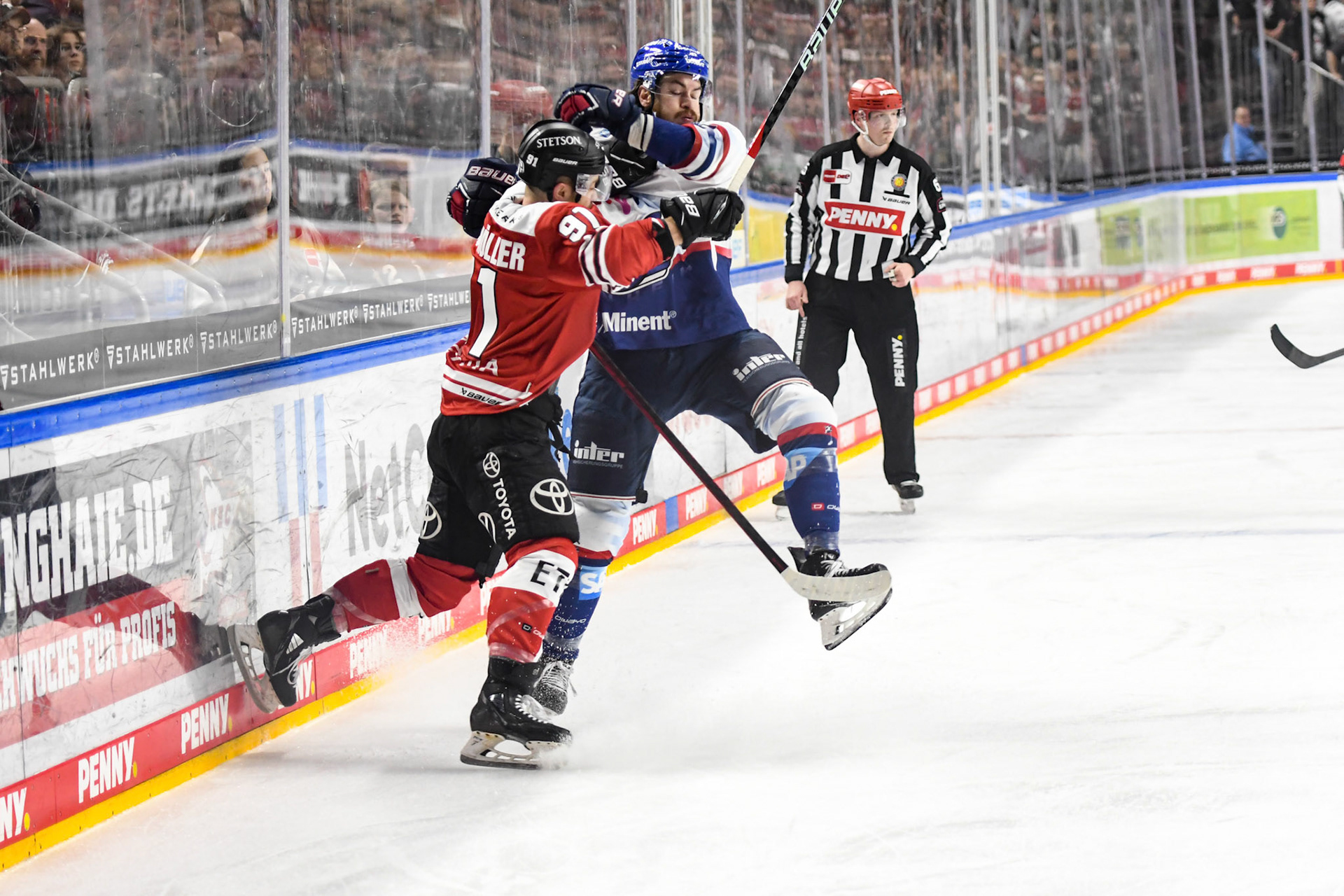 Ryan Macinnis; DEL Kölner Haie - Adler Mannheim, 17.03.2023