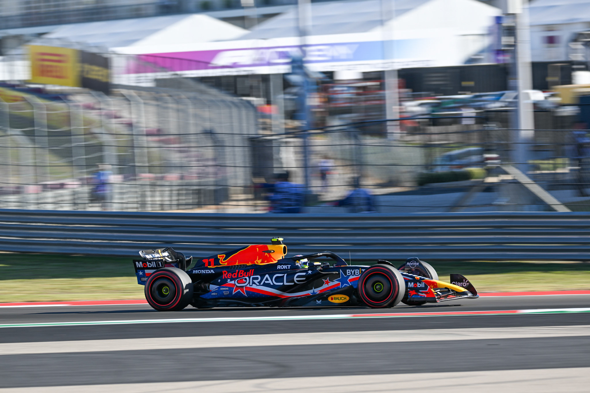 Sergio Perez (MEX) Red Bull Racing; Formel 1 GP USA Austin Texas. Samstag 21.10.2023