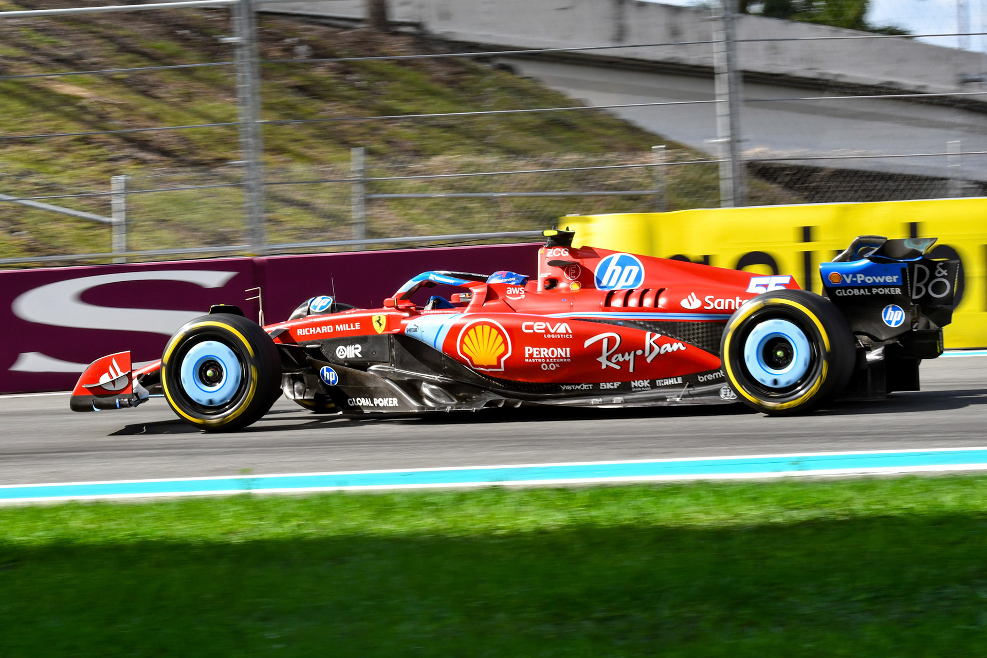 Carlos Sainz #55, Scuderia Ferrari; Formel 1 GP Miami / USA. 05.05.2024