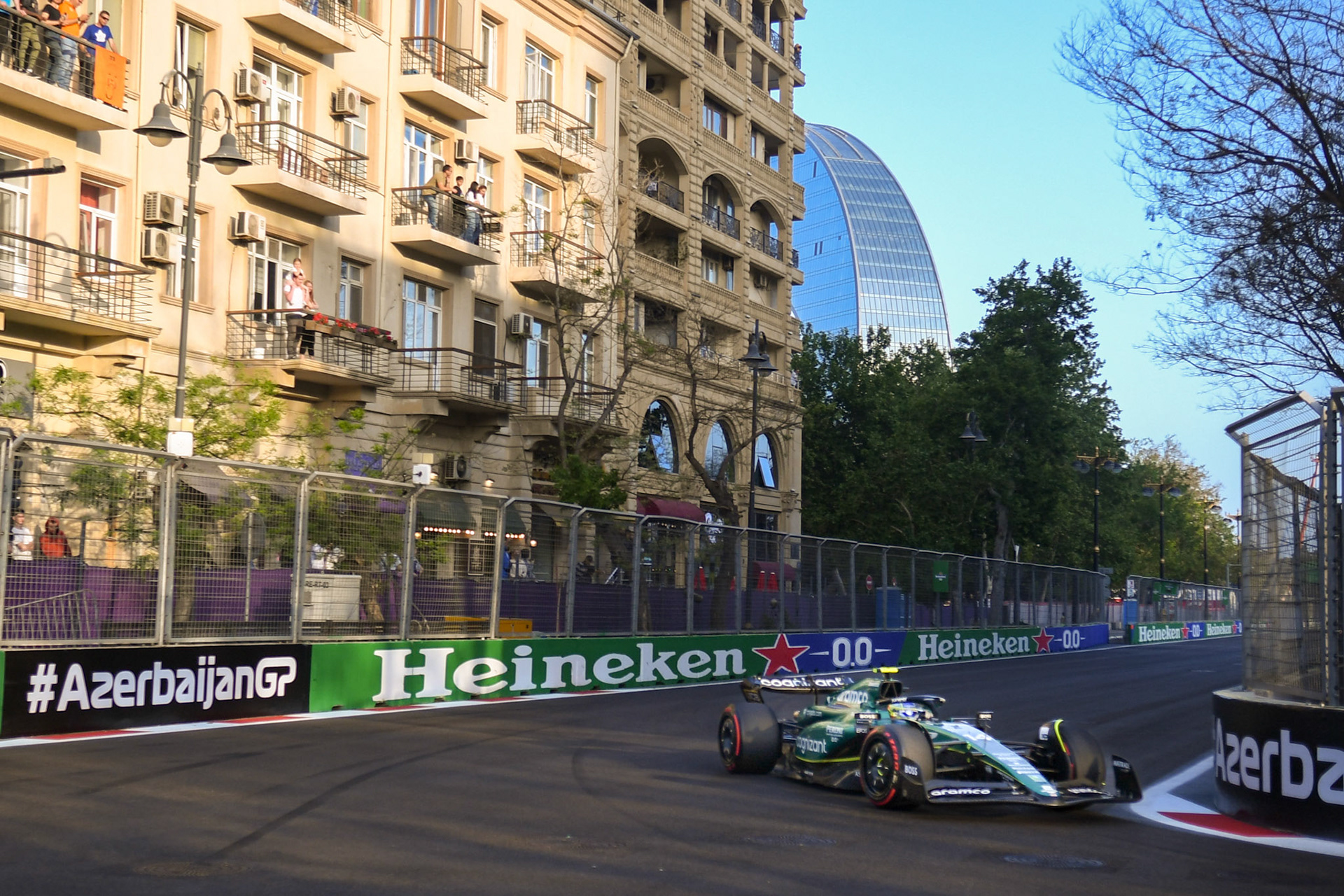 Fernando Alonso (ESP) Aston Martin Formula One Team; Formel 1 GP Baku Azerbaijan. Freitag 28.04.2023