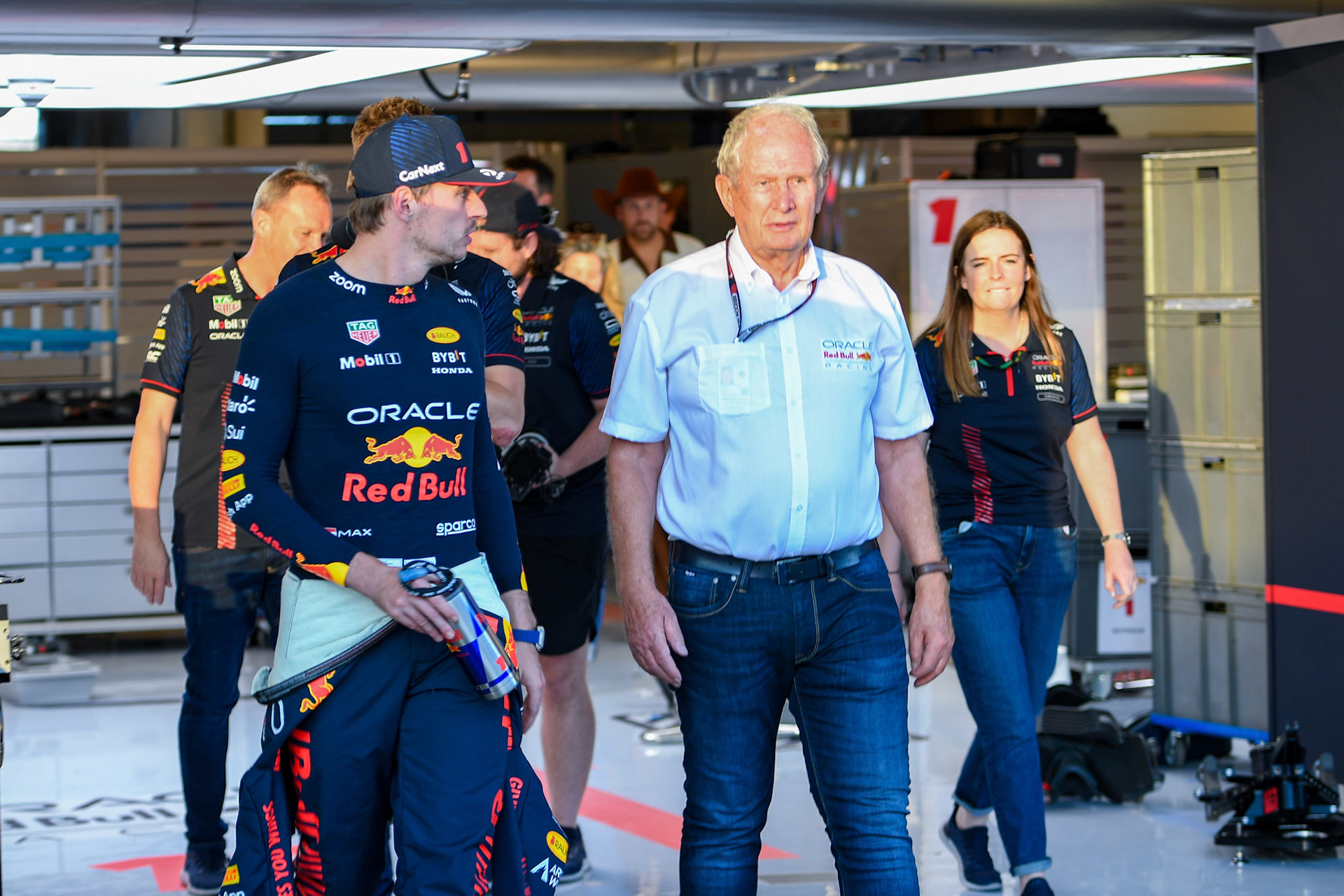 Max Verstappen und Dr. Helmut Marko, Formel 1 GP USA Austin Texas. Sonntag 22.10.2023