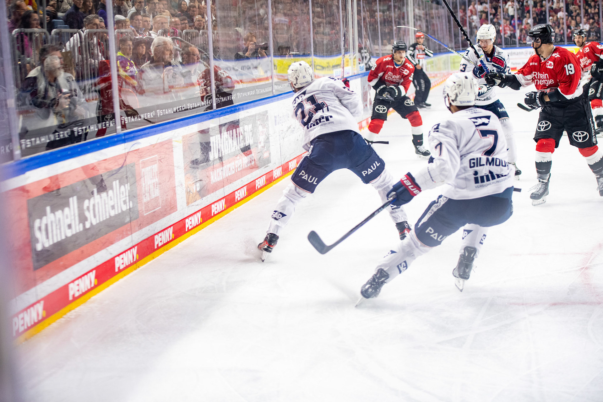 Kais Bennett; DEL Kölner Haie - Adler Mannheim, 30.09.2023