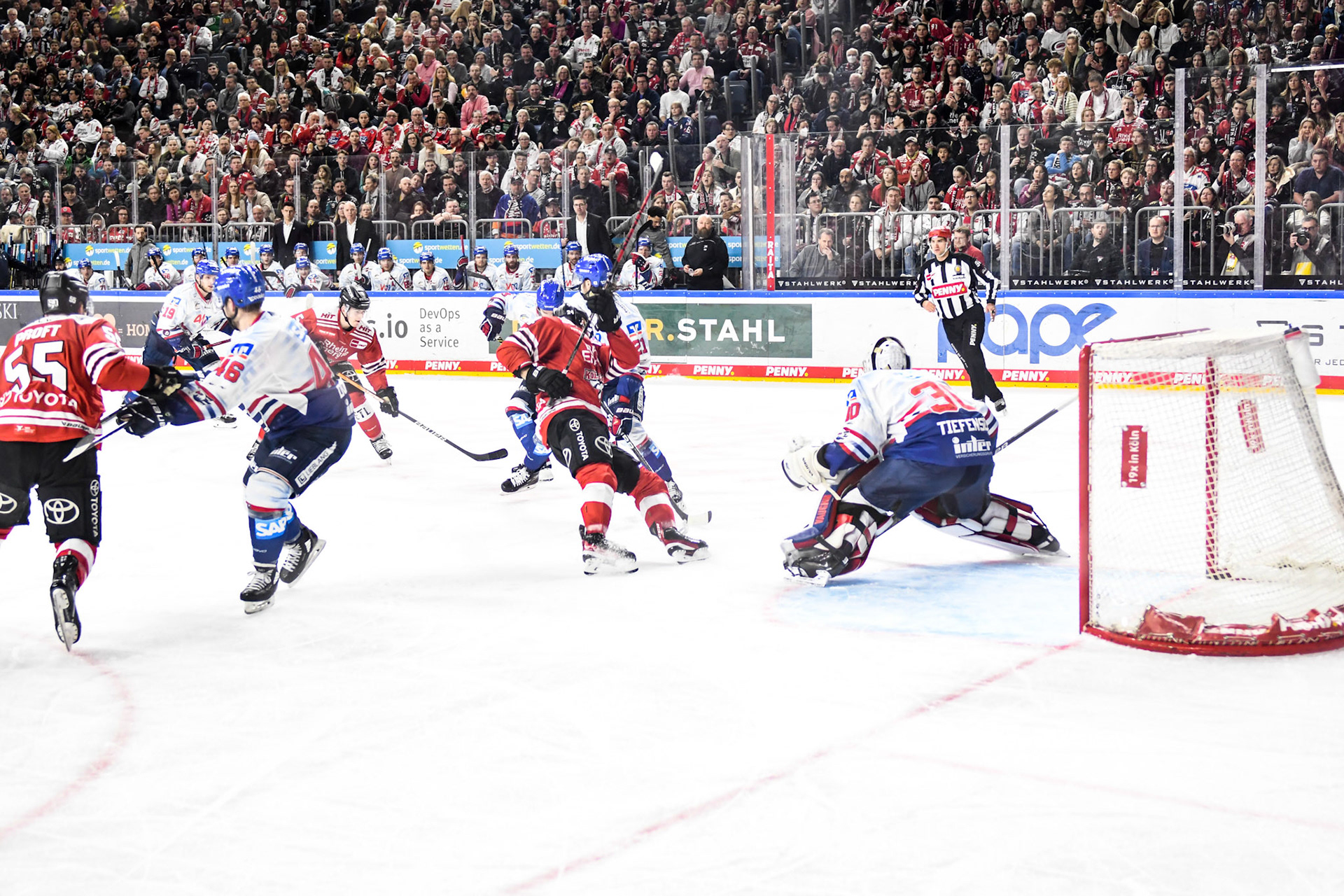 Arno Tiefensee; DEL Kölner Haie - Adler Mannheim, 17.03.2023