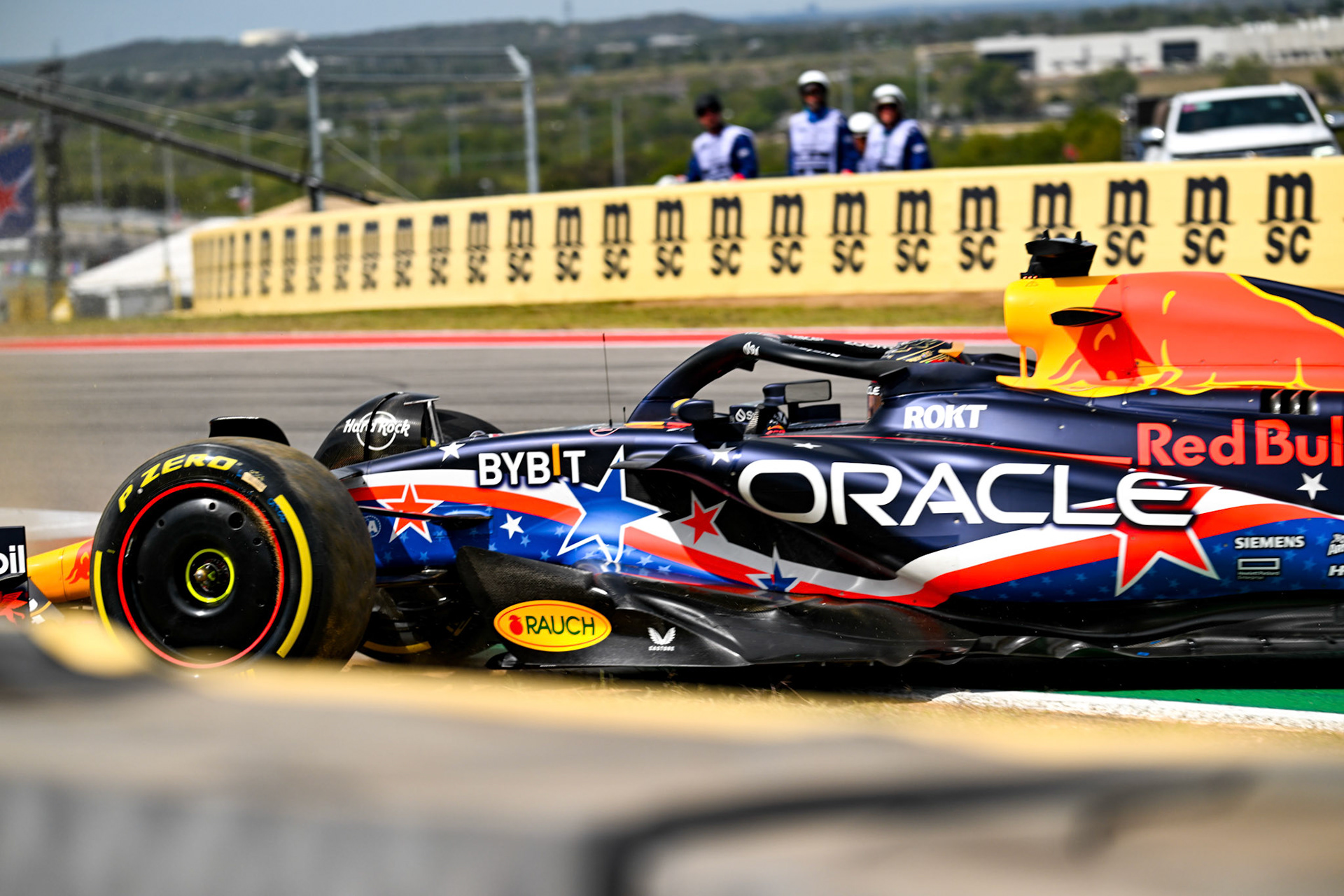 Max Verstappen´s 360 Grad Dreher im Sprint Shootout, (NED) Red Bull Racing;Formel 1 GP USA Austin Texas. Samstag 21.10.2023