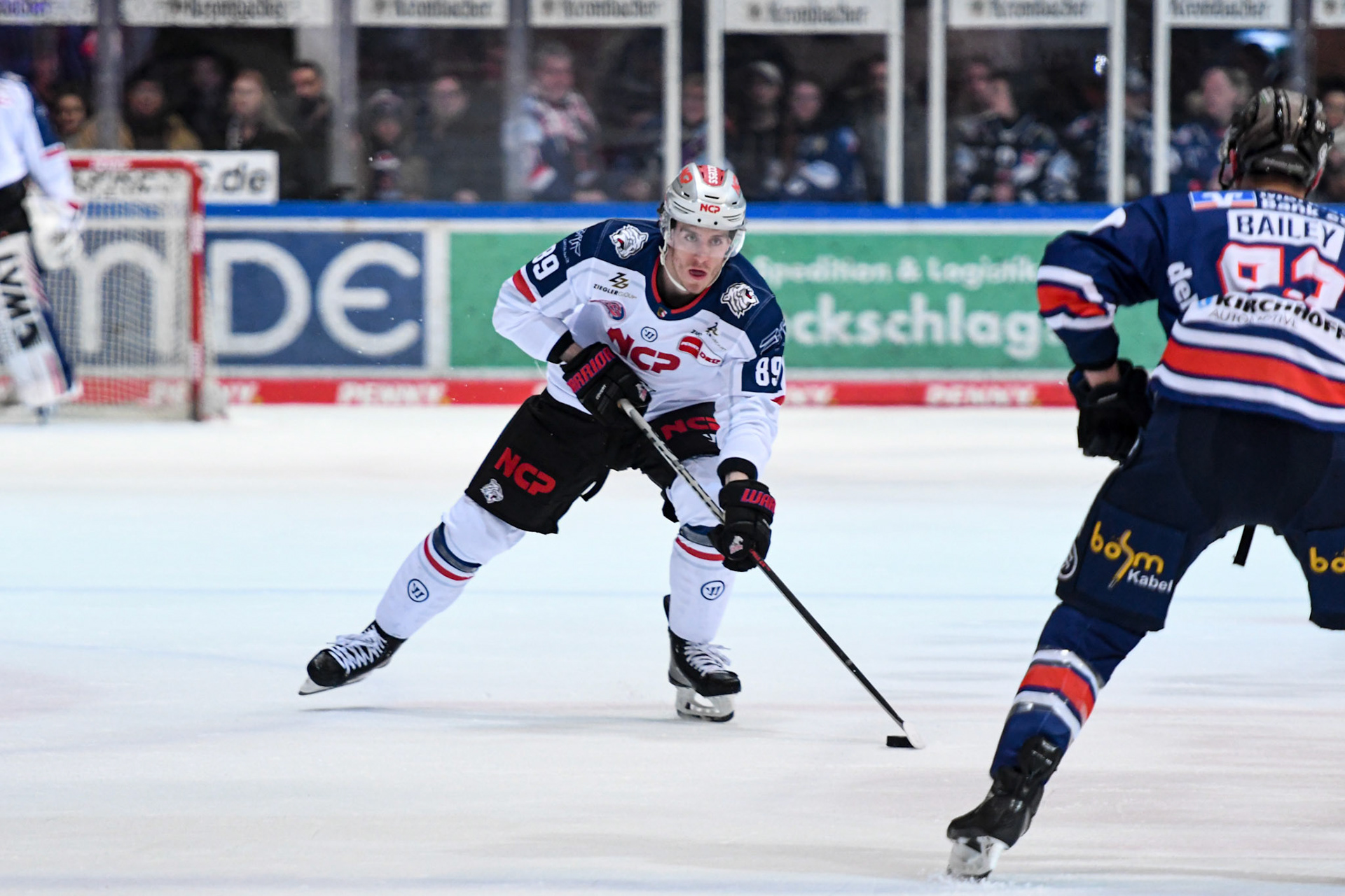 Gregor Macleod 89; DEL Iserlohn Roosters - Nuernberg Ice Tigers 17.02.2023
