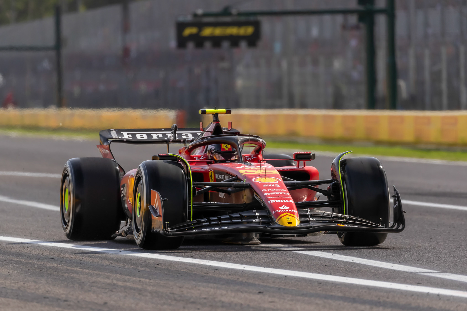 Carlos Sainz (ESP) Scuderia Ferrari; Formel 1 GP Italien / Monza. Sonntag, 03.09.2023