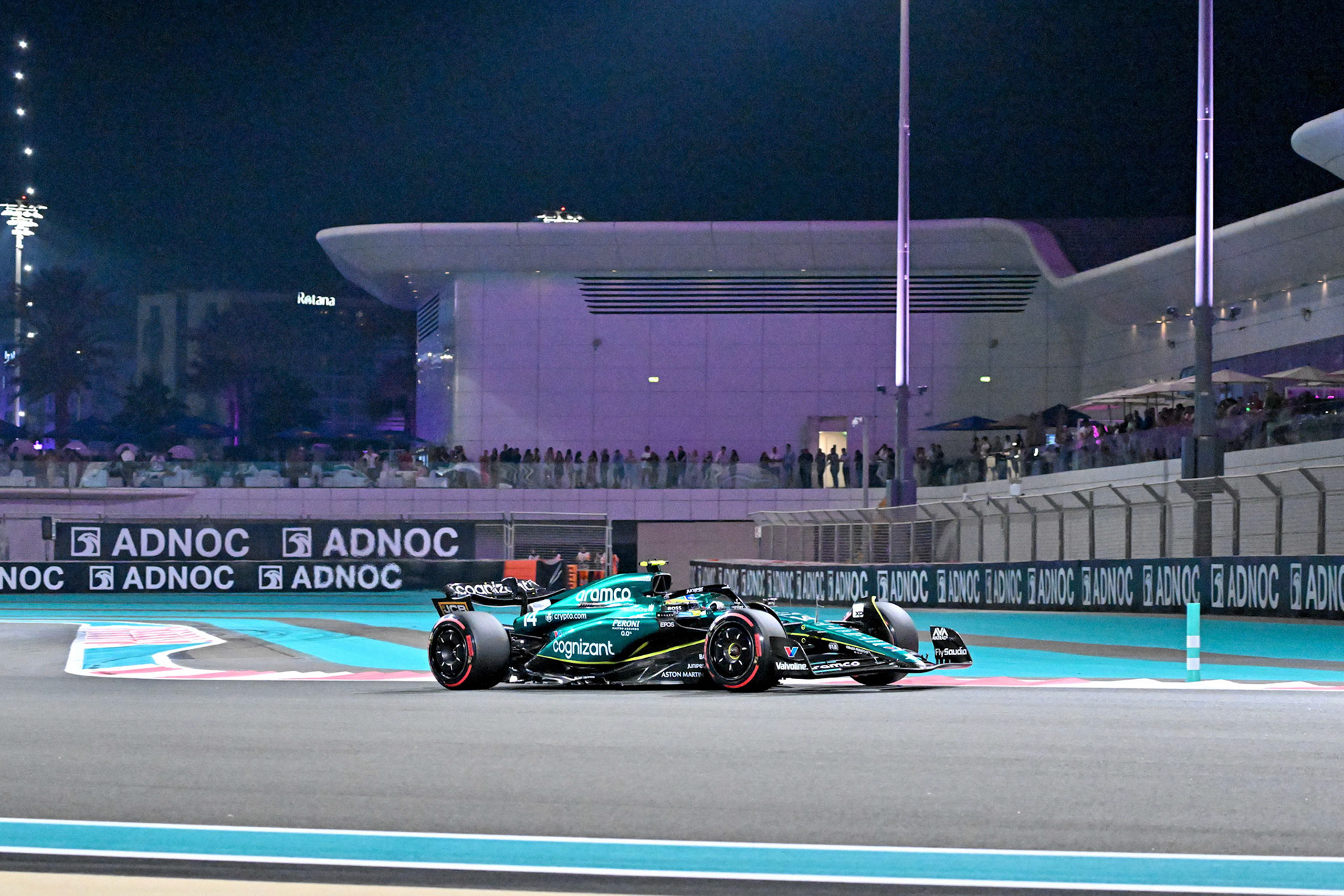 Fernando Alonso (ESP) Aston Martin Formula One Team; Formel 1 GP Abu Dhabi. Samstag 25.11.2023