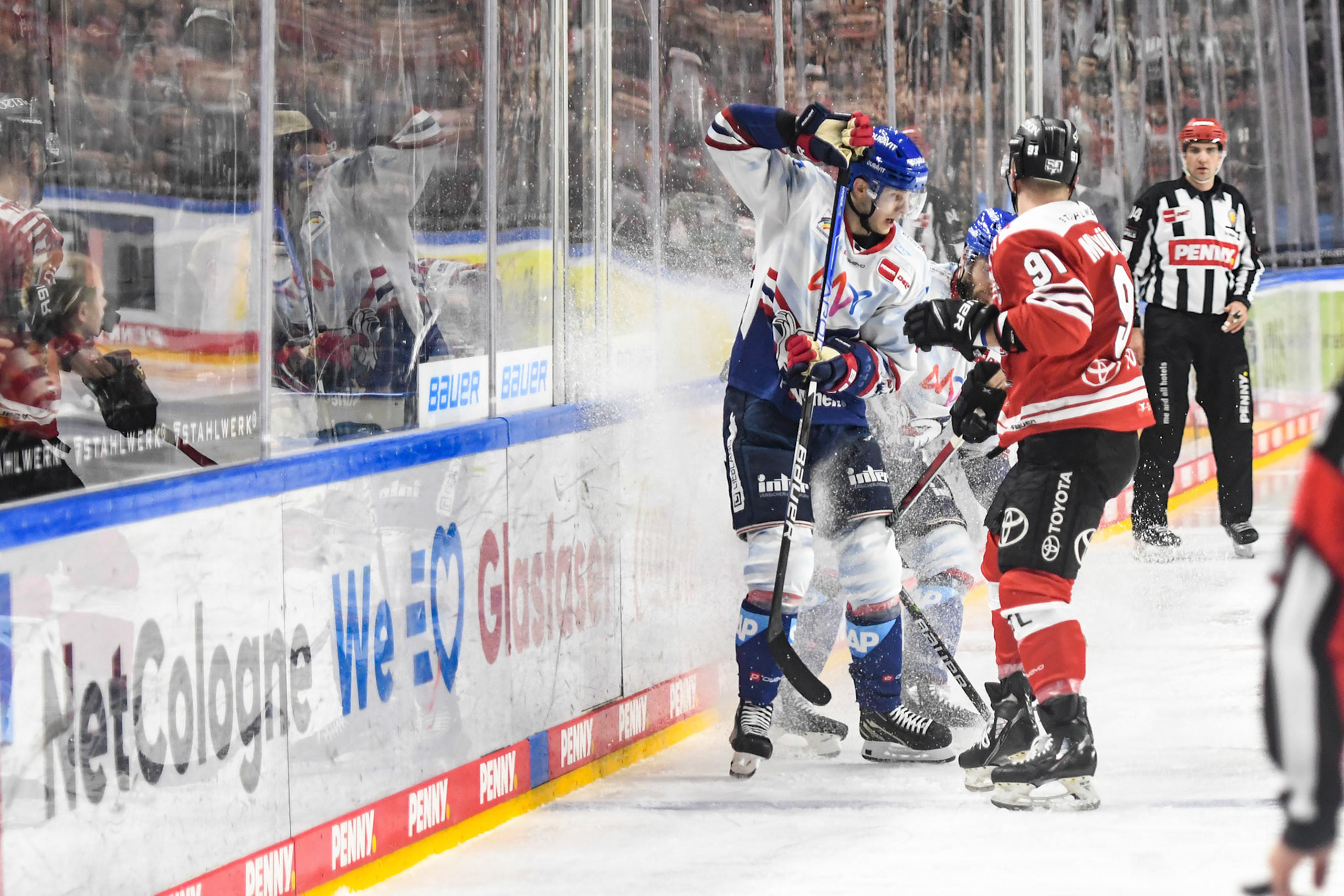 Matthias Plachta; DEL Kölner Haie - Adler Mannheim, 17.03.2023