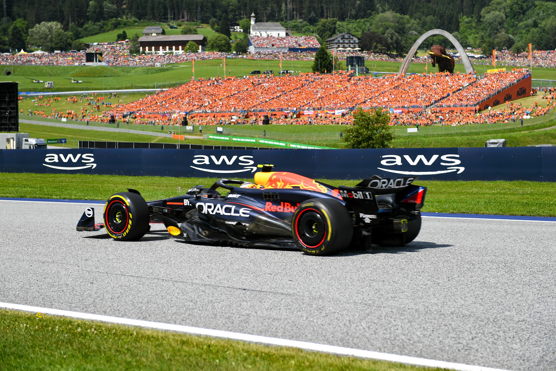 Sergio Perez #11, Oracle Red Bull Racing;Formel 1 GP Austria / Österreich. Sonntag, 30.06.2024