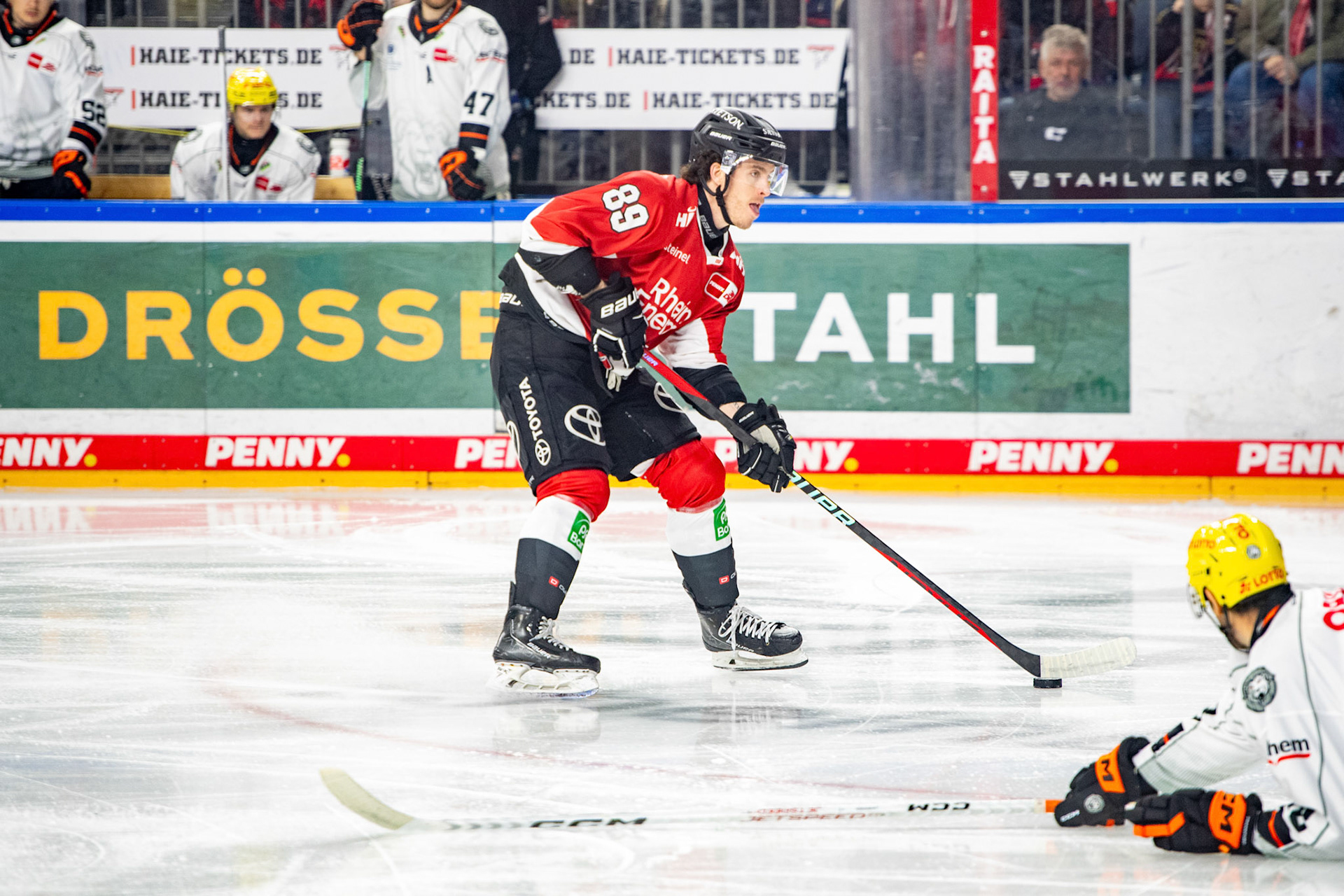 Gregor Macleod; DEL Kölner Haie - Frankfurter Löwen, 16.02.2024