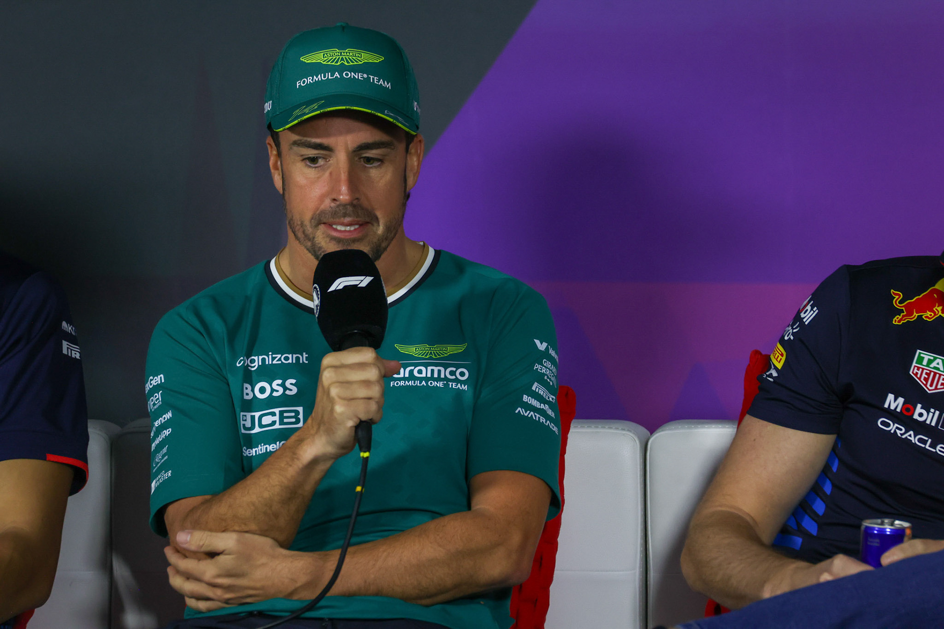 Fernando Alonso #14, Aston Martin Aramco F1 Team in der Pressekonferenz; Formel 1 GP Bahrain. Mittwoch 28.02.2024