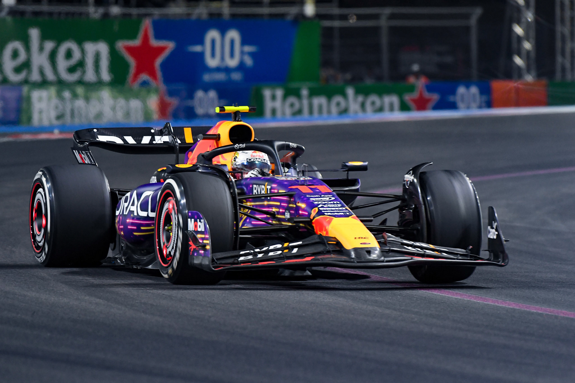 Sergio Perez (MEX) Red Bull Racing; Formel 1 GP USA Las Vegas. Sonntag 19.11.2023
