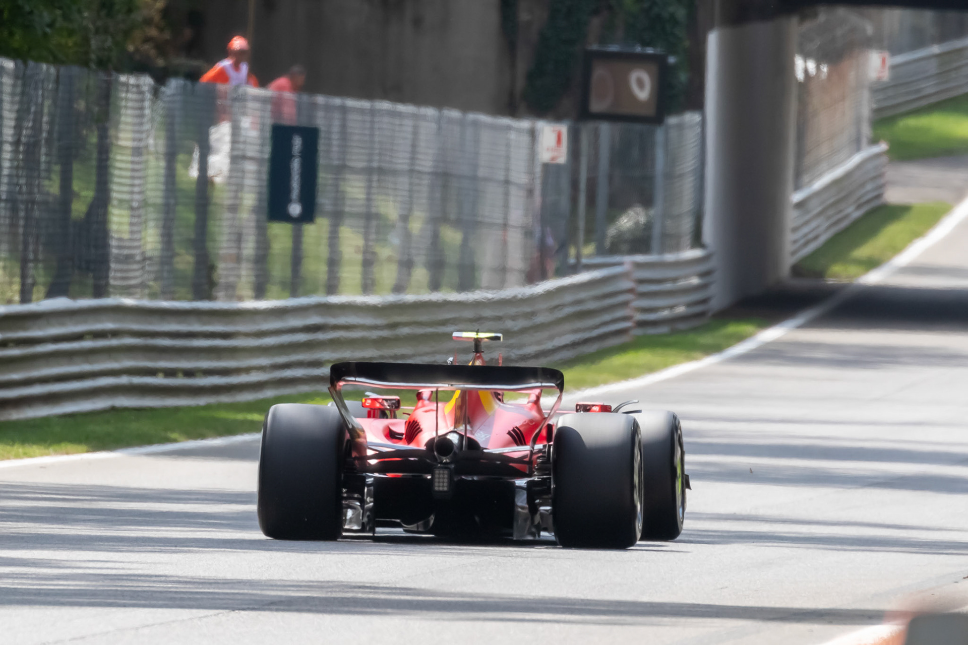 Carlos Sainz (ESP) Scuderia Ferrari; Formel 1 GP Italien / Monza. Freitag, 01.09.2023
