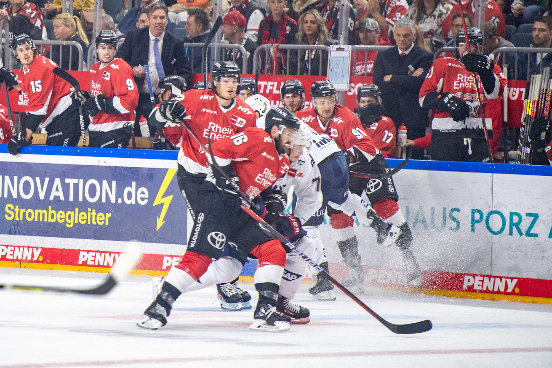 Jason Bast; DEL Kölner Haie - Adler Mannheim, 30.09.2023