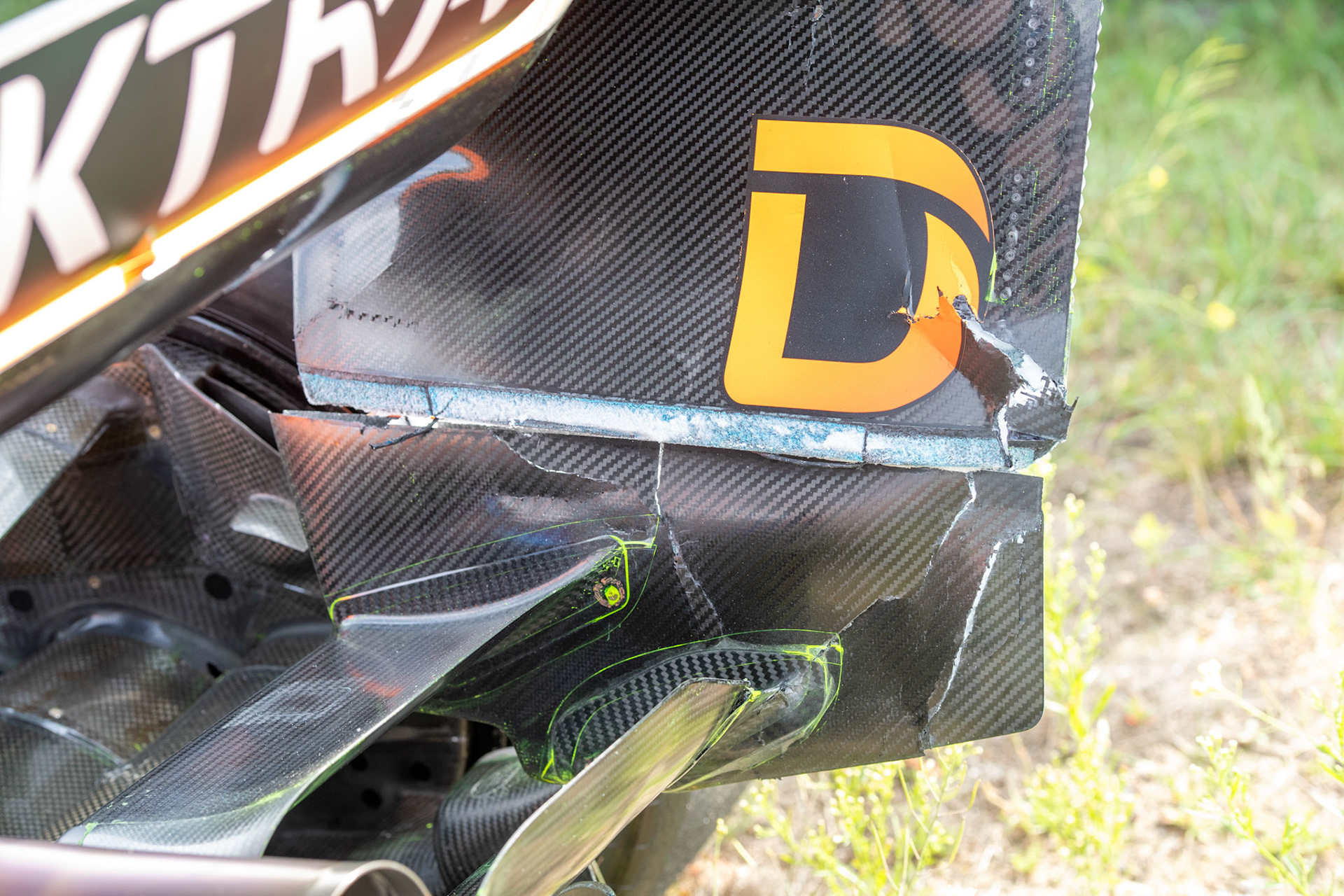Unfall zwischen Daniel Ricciardo und Oscar Piastri in FP2; Formel 1 GP Holland / Zandvoort. Freitag, 25.08.2023