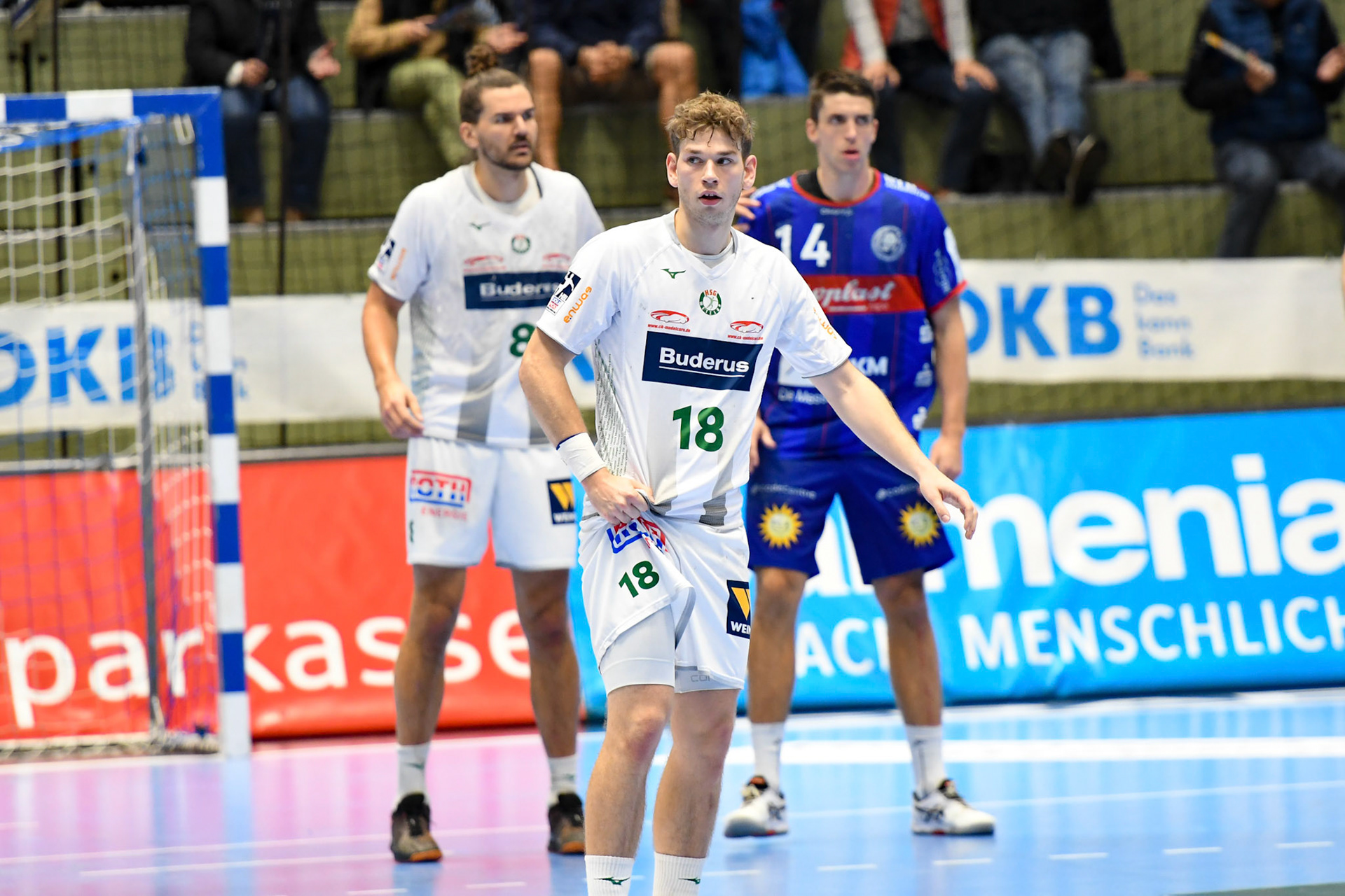 Erik Schmidt #8; Handball Bundesliga; BHC 06 - HSG Wetzlar 06.11.2022